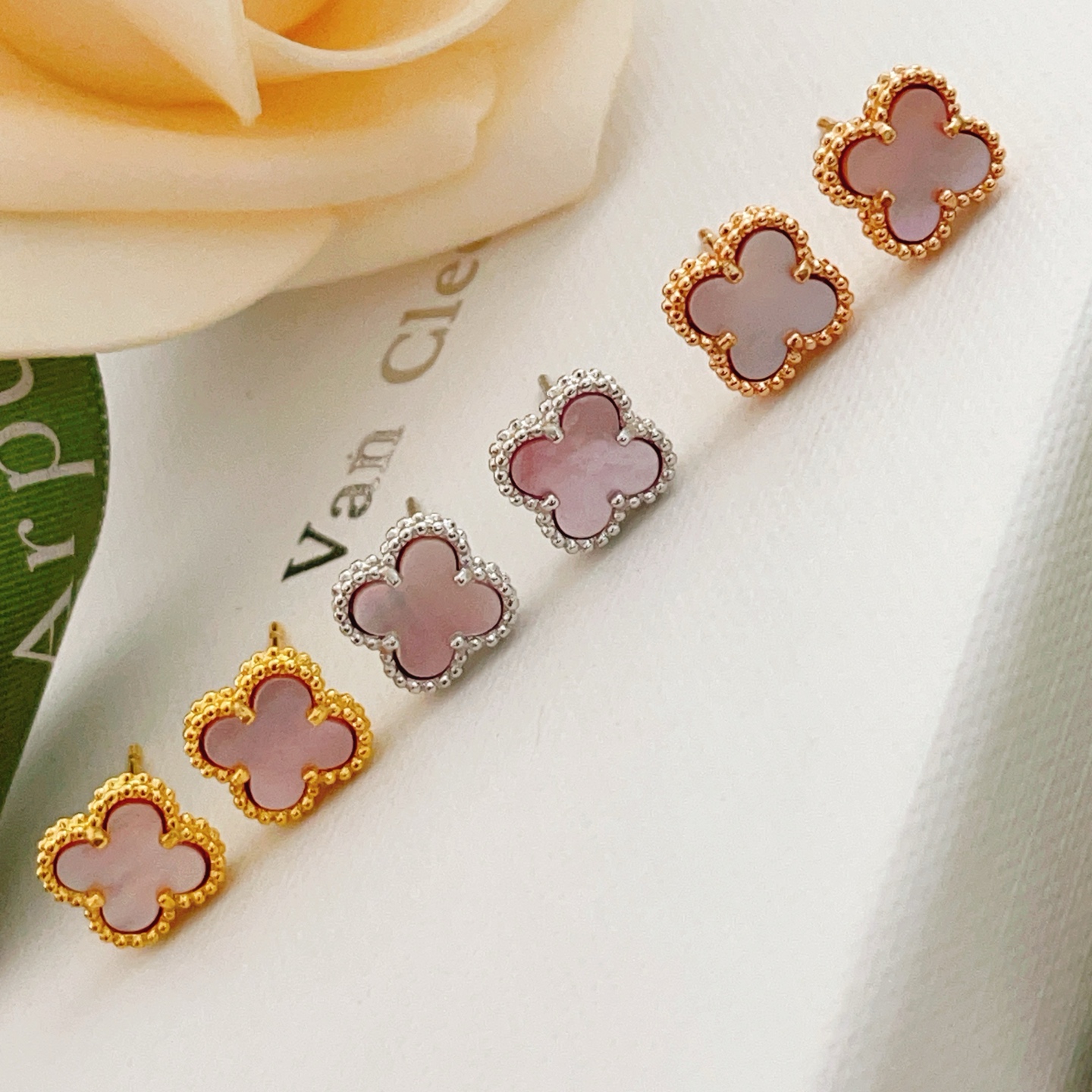 Van Cleef Fashion Mini Earrings 0.9cm