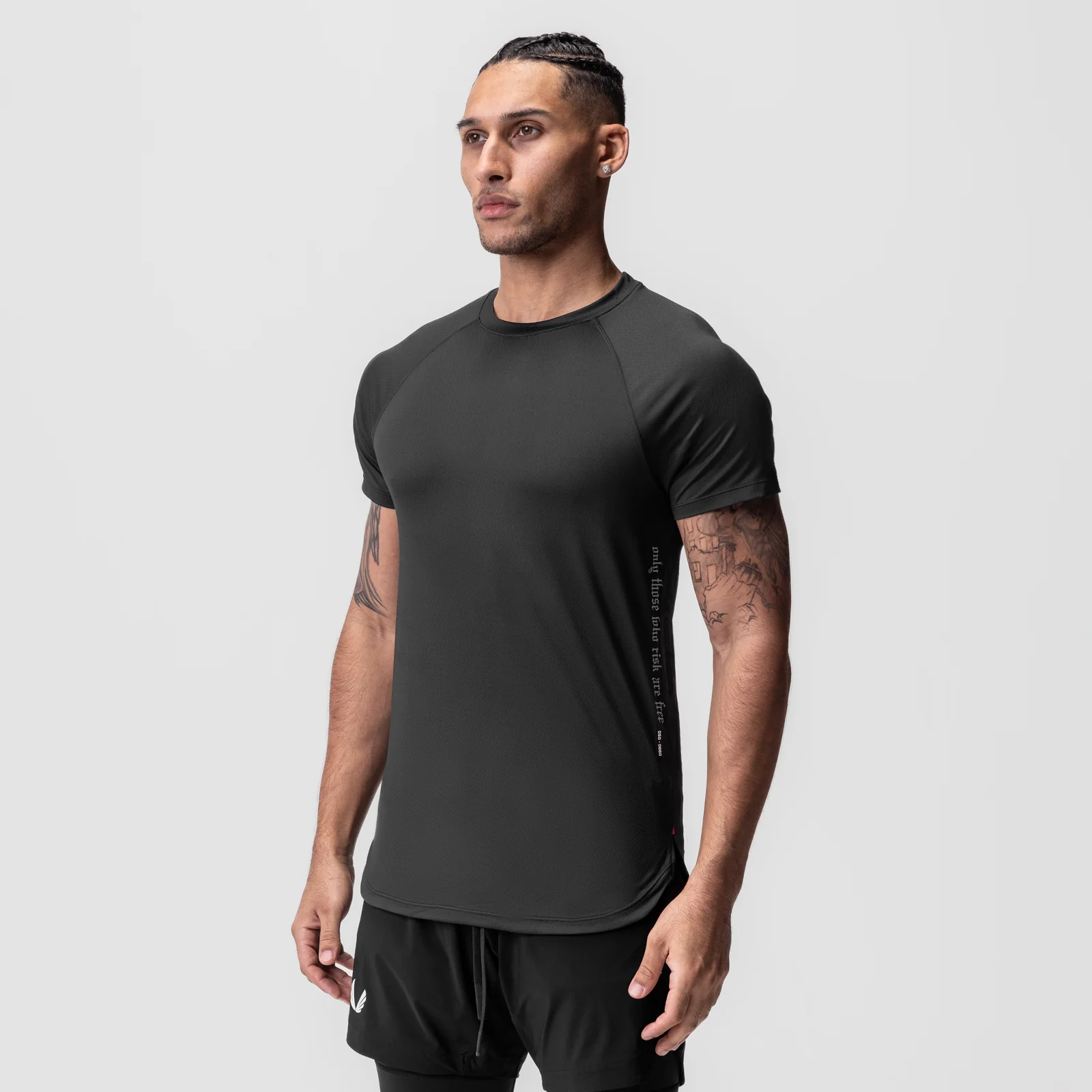 0660. AeroSilver Established Tee - Black 