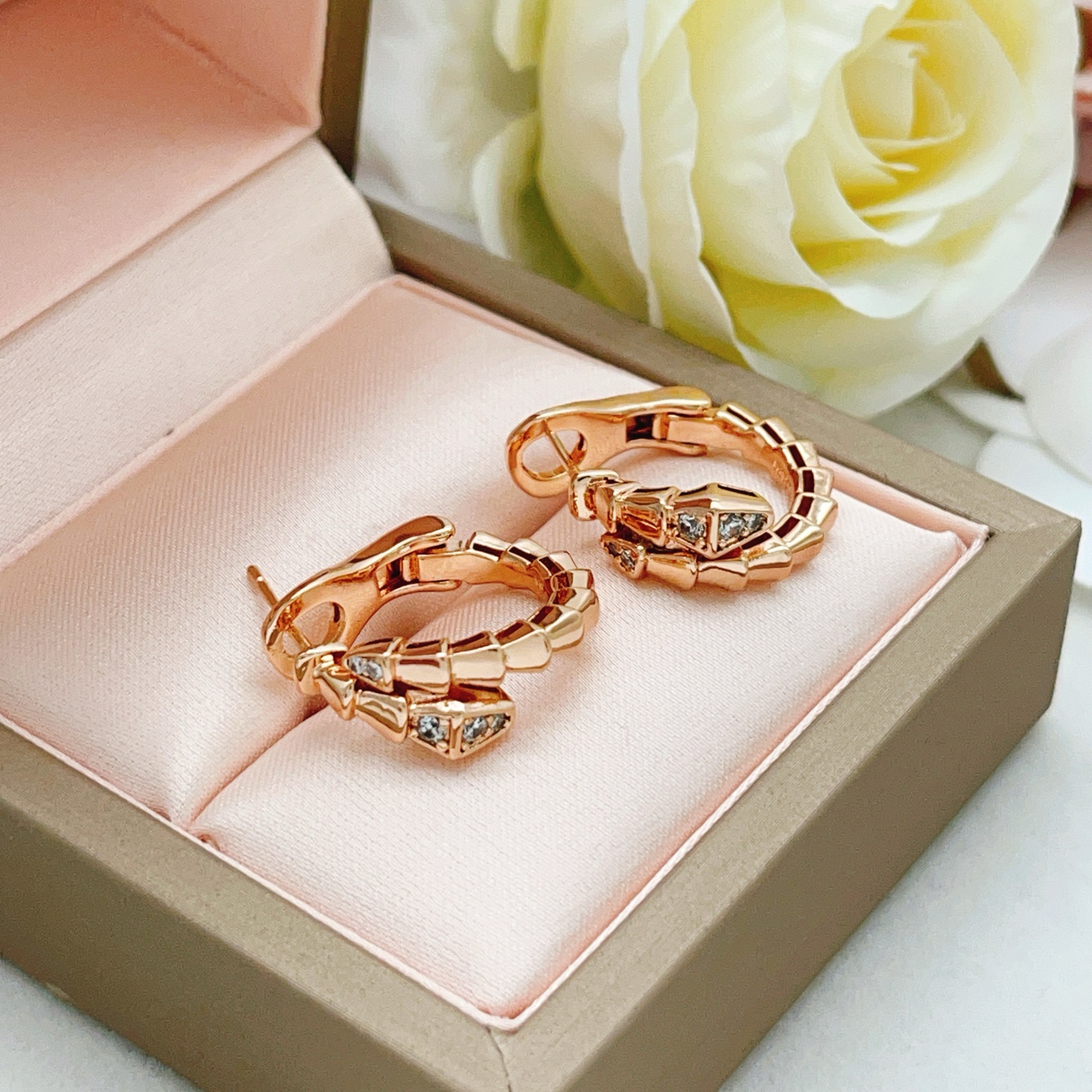 Bvlgari Fashion Serpenti Earrings