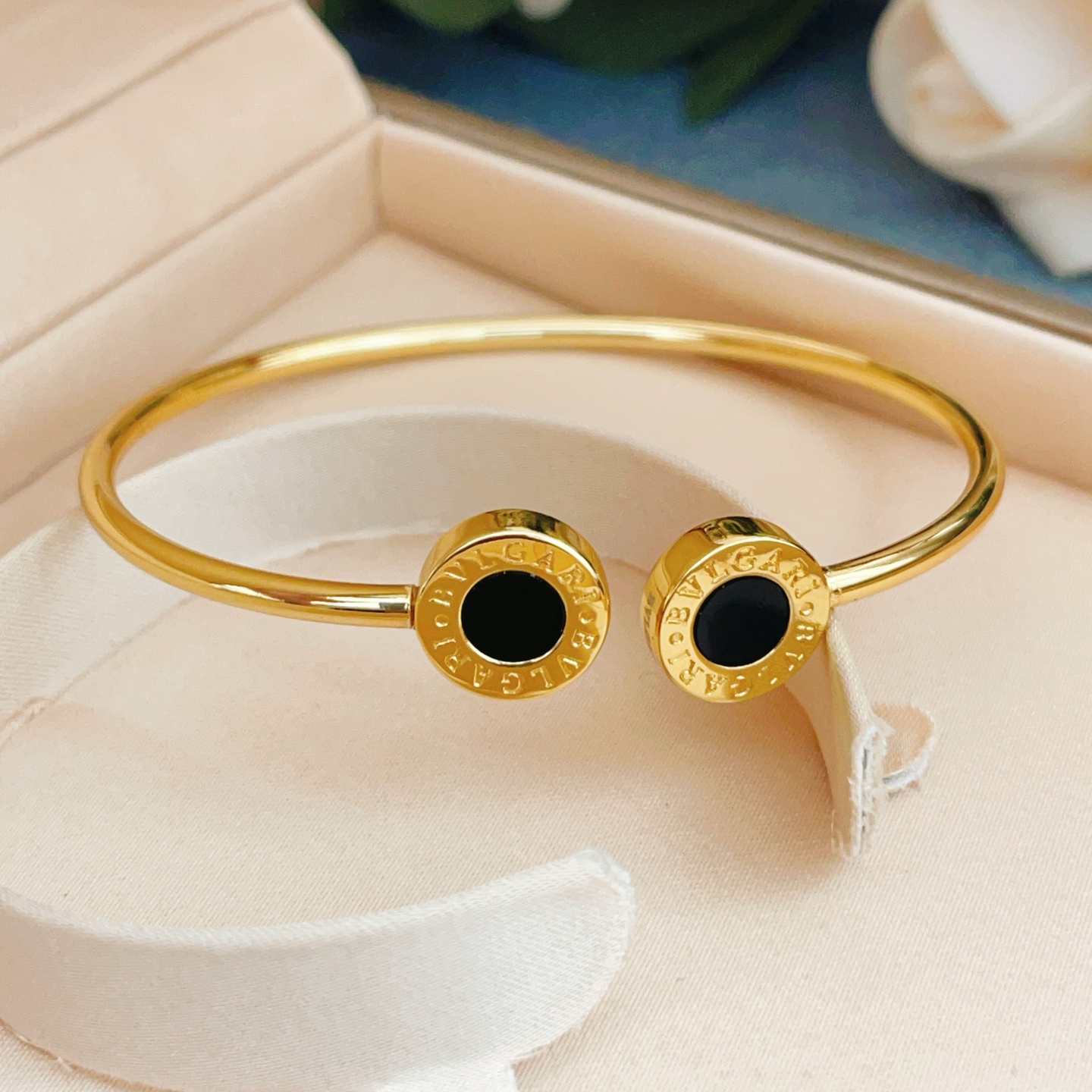 Bvlgari Fashion Designer Bracelet