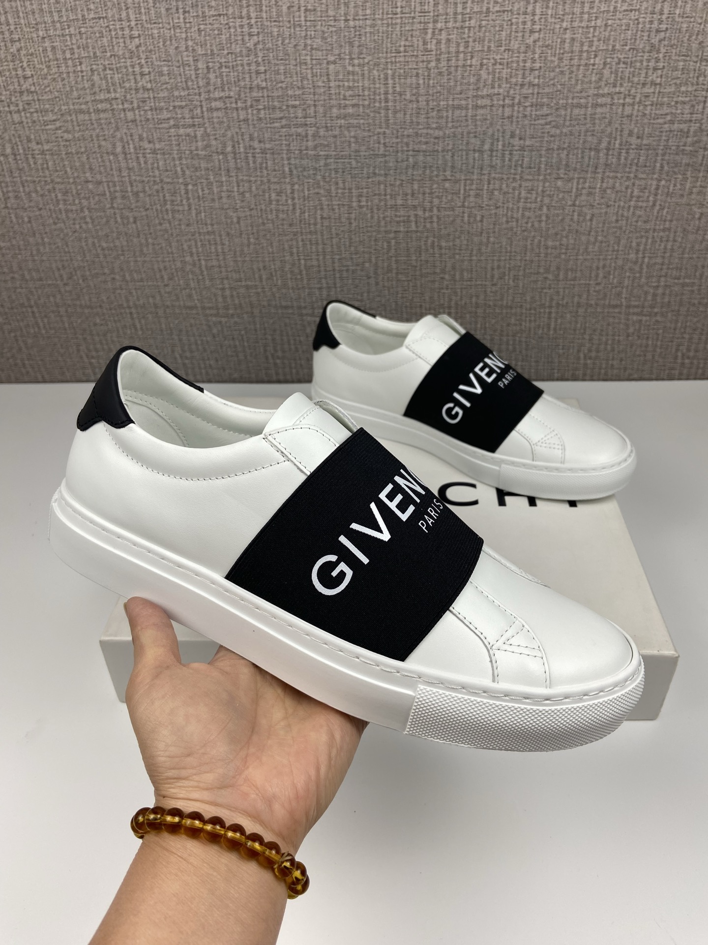 Givenchy Urban Street Sneaker