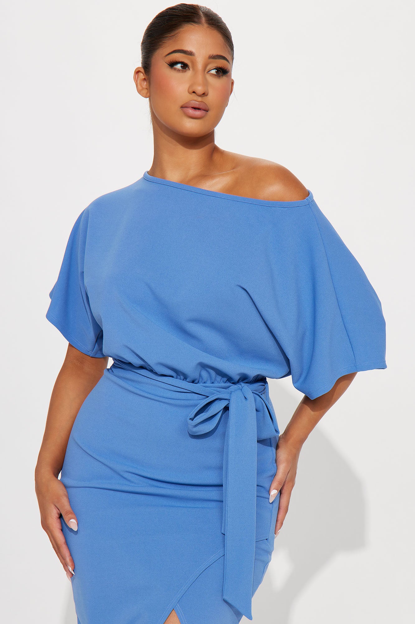 Please Hold Midi Dress - Blue