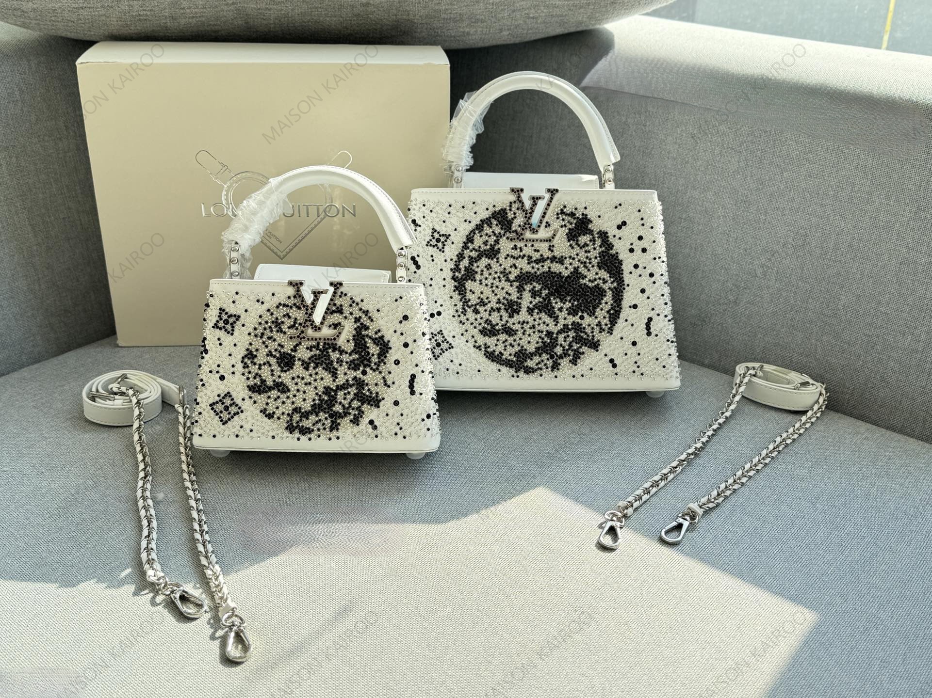 Louis Vuitton LV Capucines BB/Mini White Gradient Planet Beaded Studs Smooth Leather Top Handle Bag - KAIROO