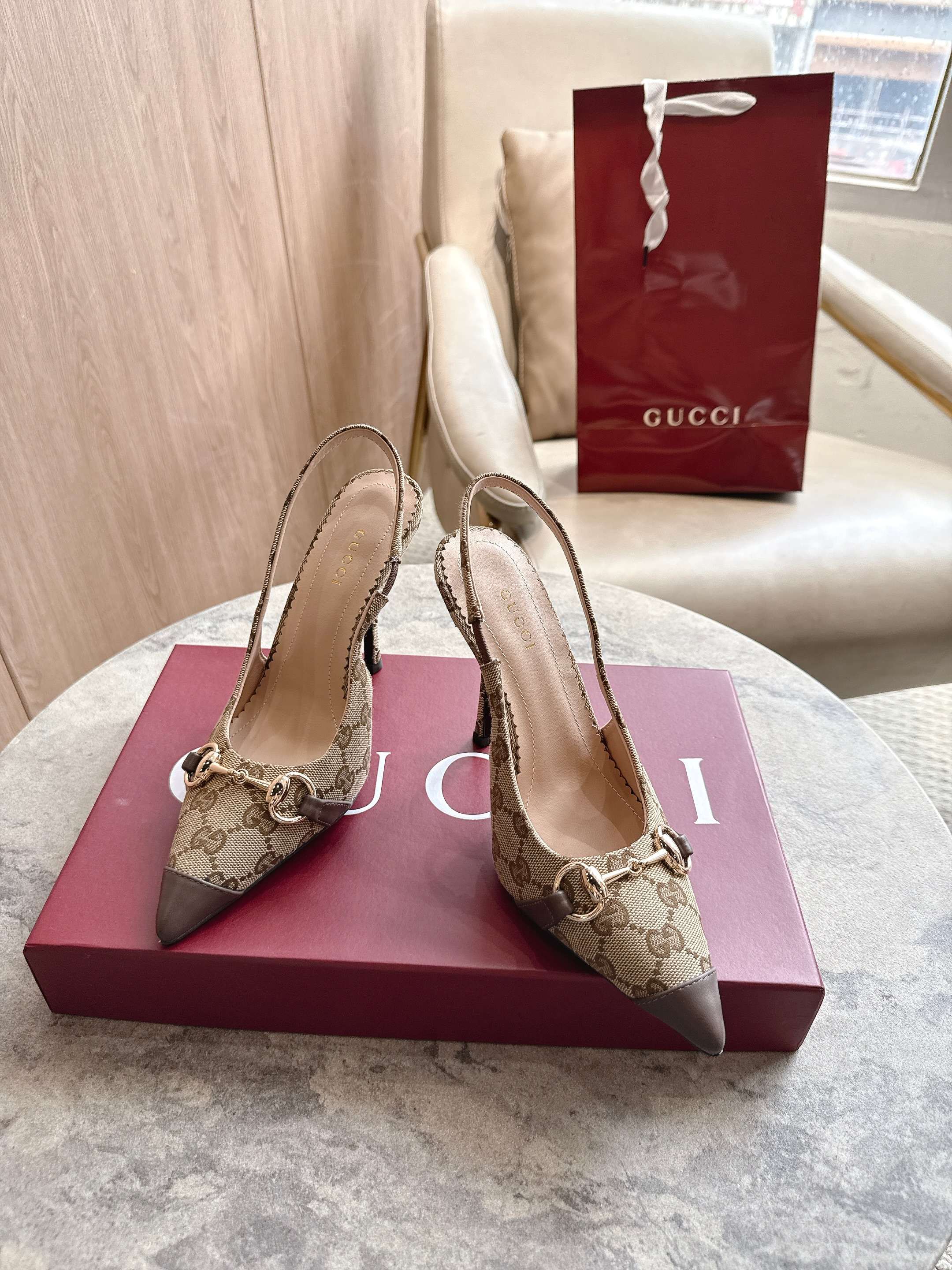 Gucci Gold Horsebit GG Canvas Pointed Toe Slingback Pumps - KAIROO