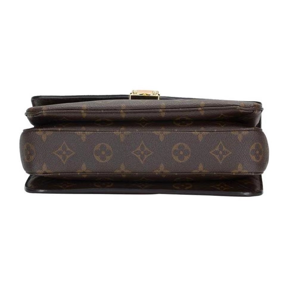 Louis Vuitton LV Pochette Metis East West M44875