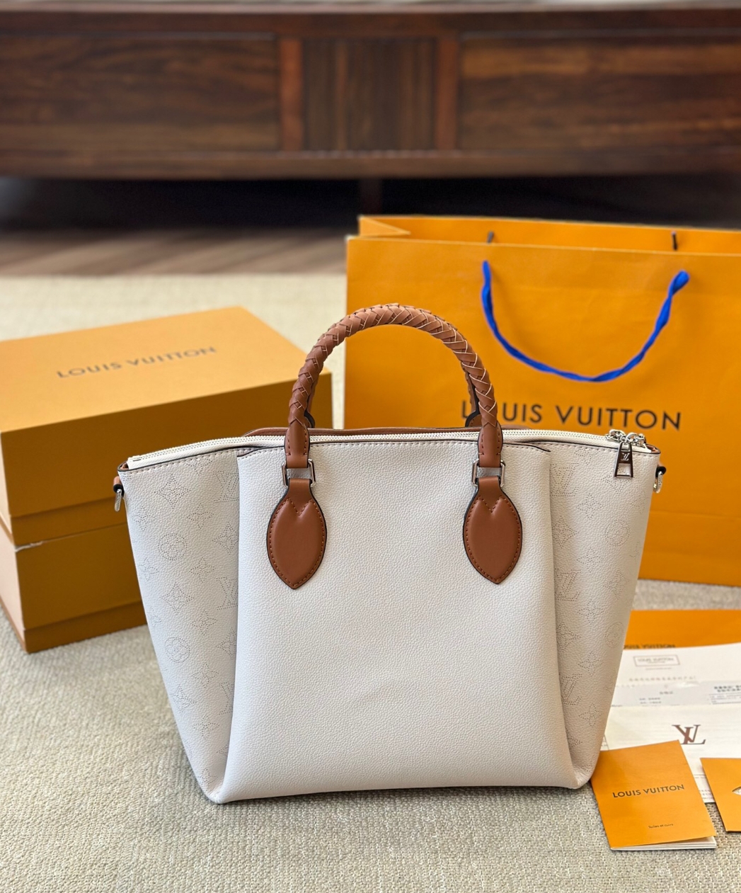 Louis Vuitton LV haumea tote bag