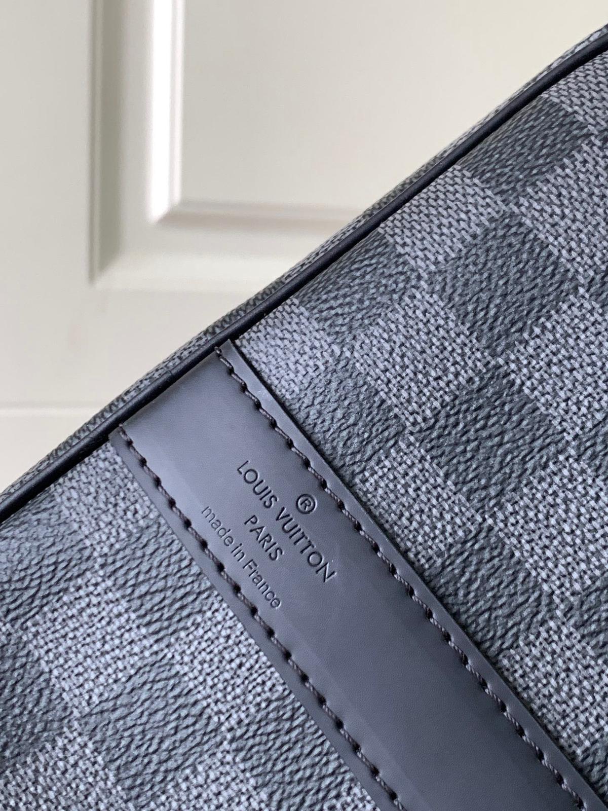 Louis Vuitton LV keepall 50 Bag