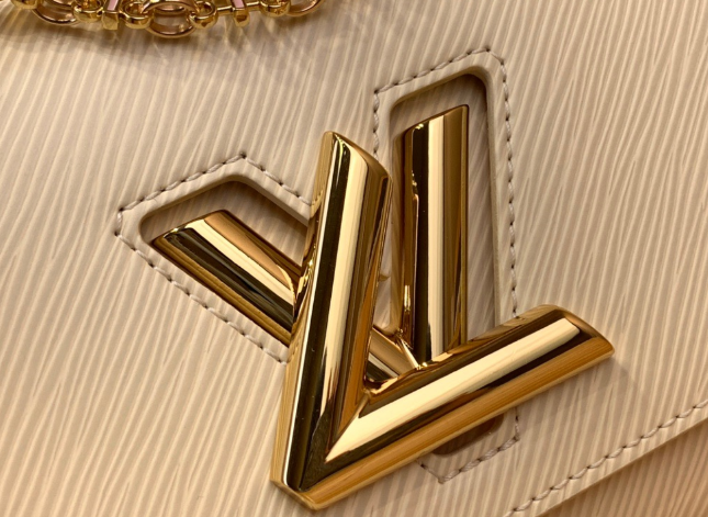 Louis Vuitton LV New Trendy Fashion Bag Cow Leather White Diagonal Cross Bag