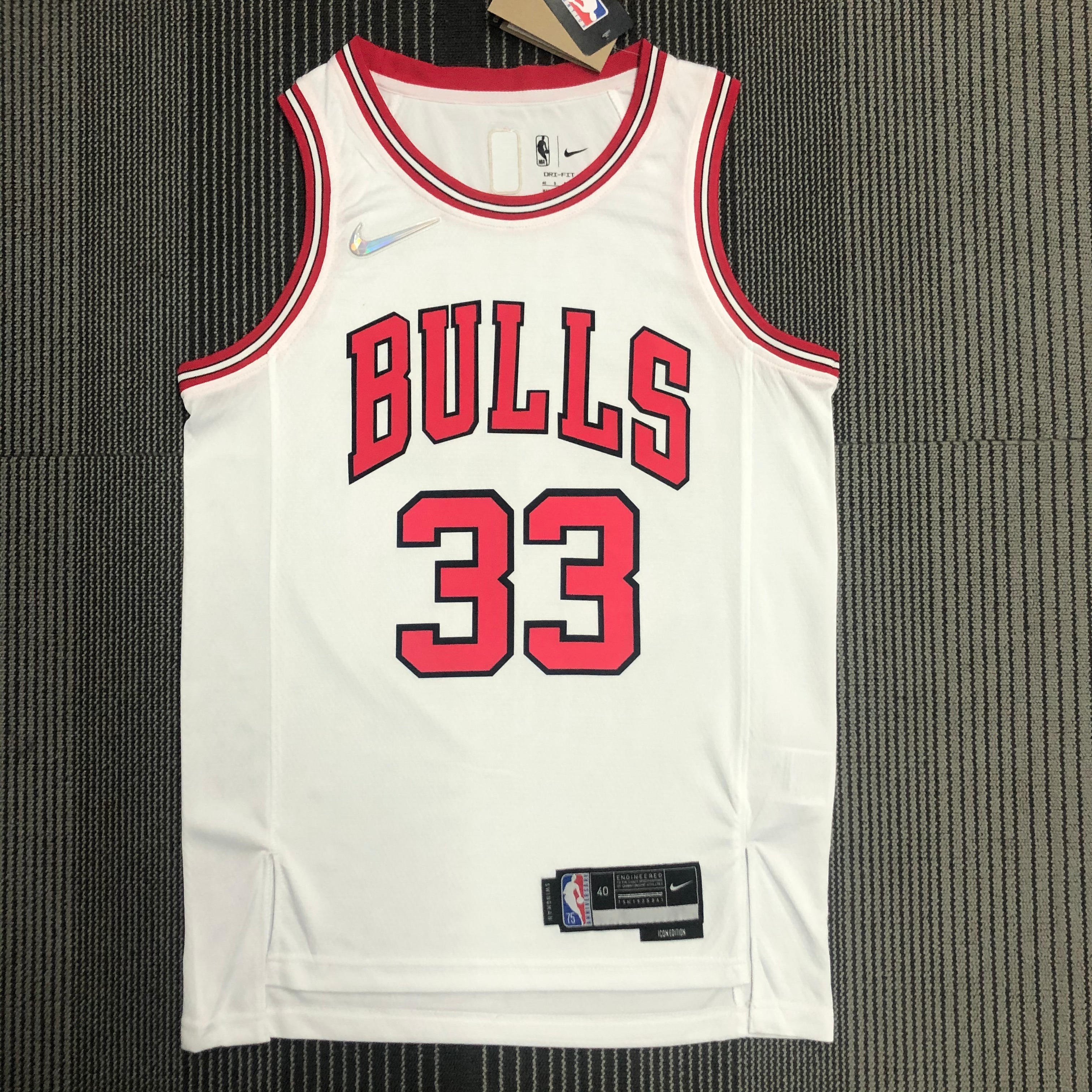 75th Anniversary Chicago Bulls White Edition No.33 Pippen