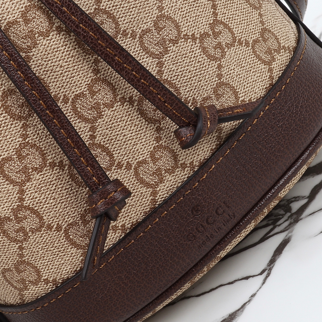 Gucci new canvas bucket bag bucket bag