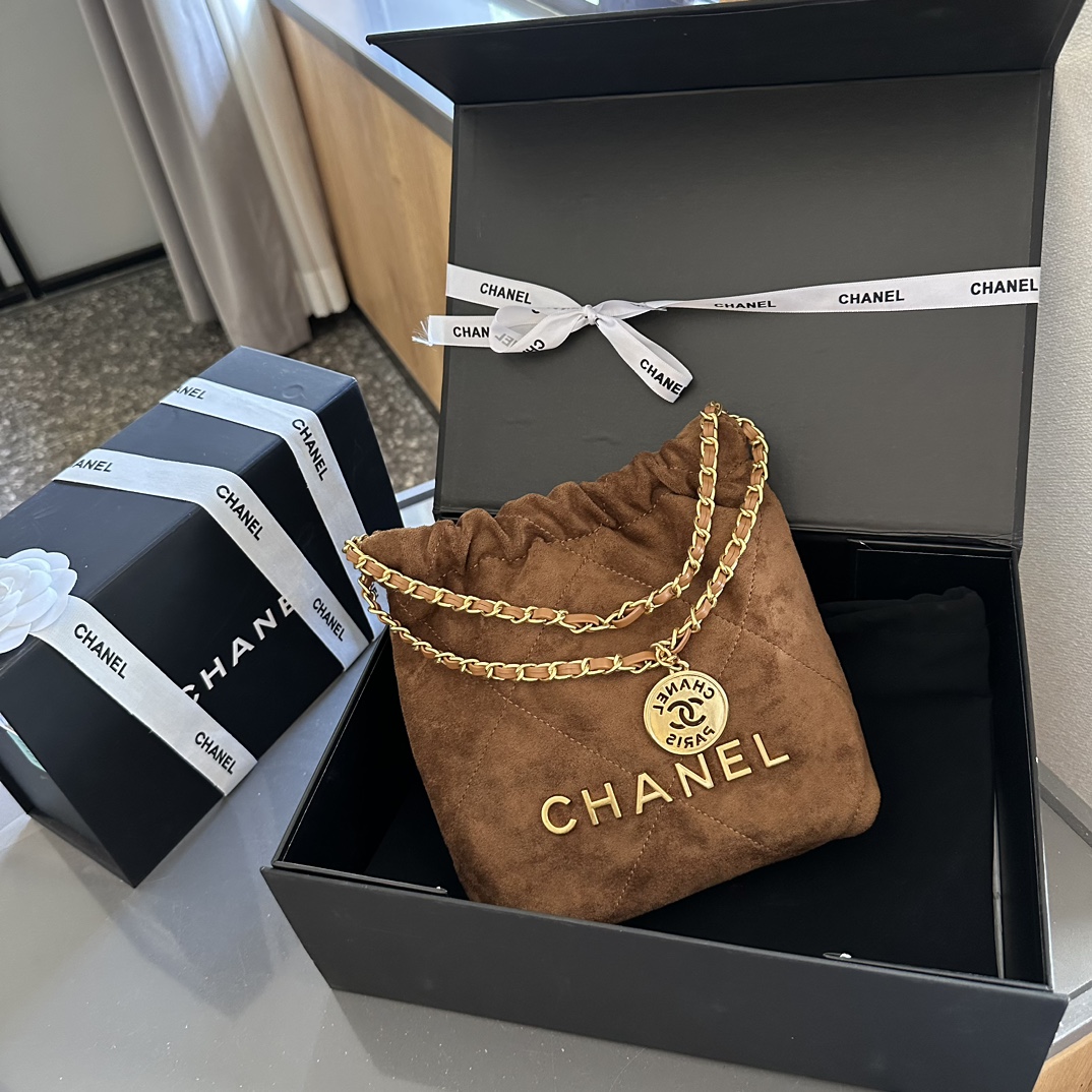 Chanel 22 Handbag Waxed Cowhide Shoulder Bag (Mirror Quality)