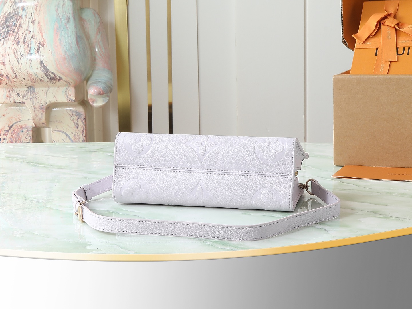 Louis Vuitton LV TM ONTHEGO EAST WEST CHAIN ​​White