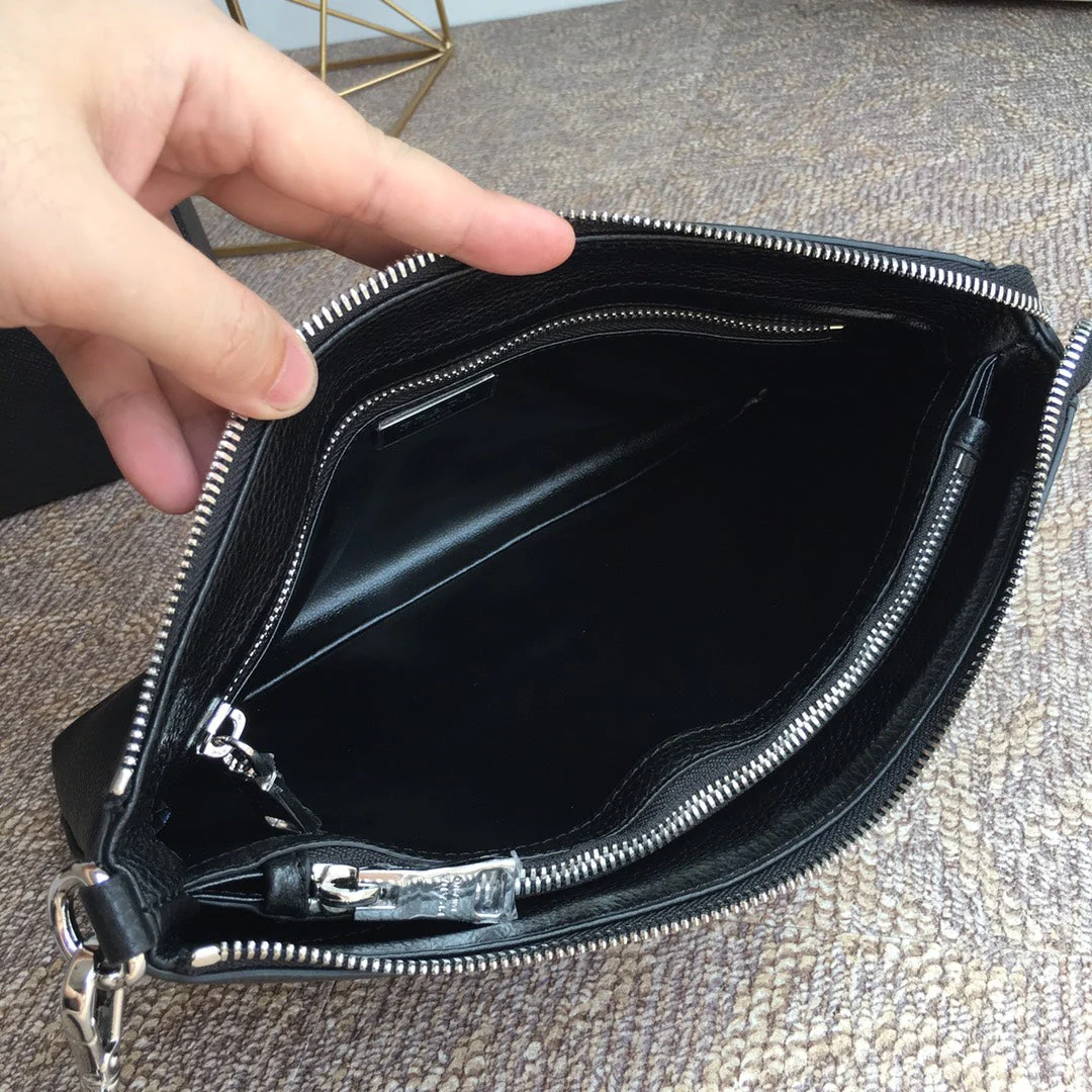 Prada CLUTCH 29 IN BLACK GRAINED CALFSKIN SILVER HARDWARE