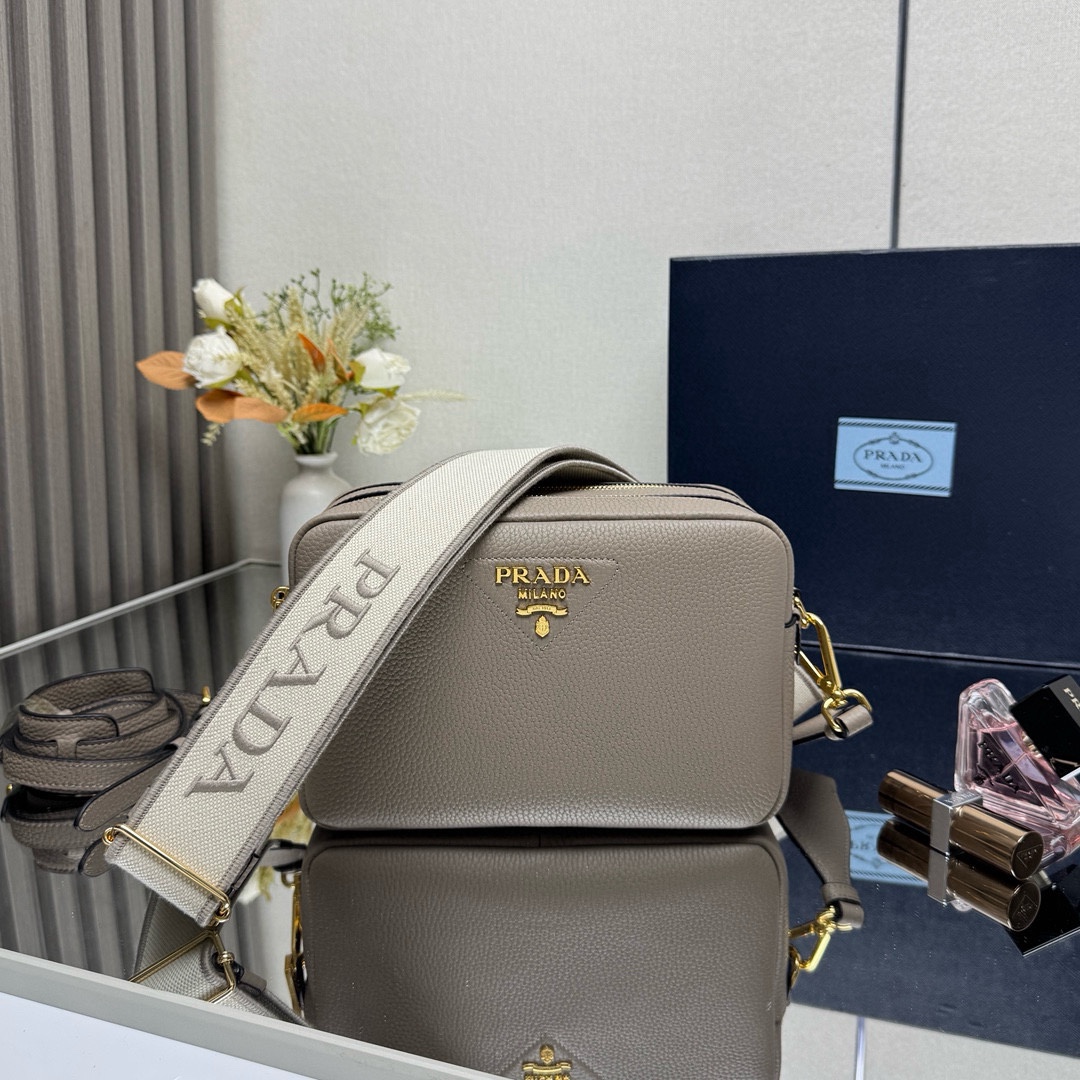 Prada Small leather shoulder bag-Grey 1BH082