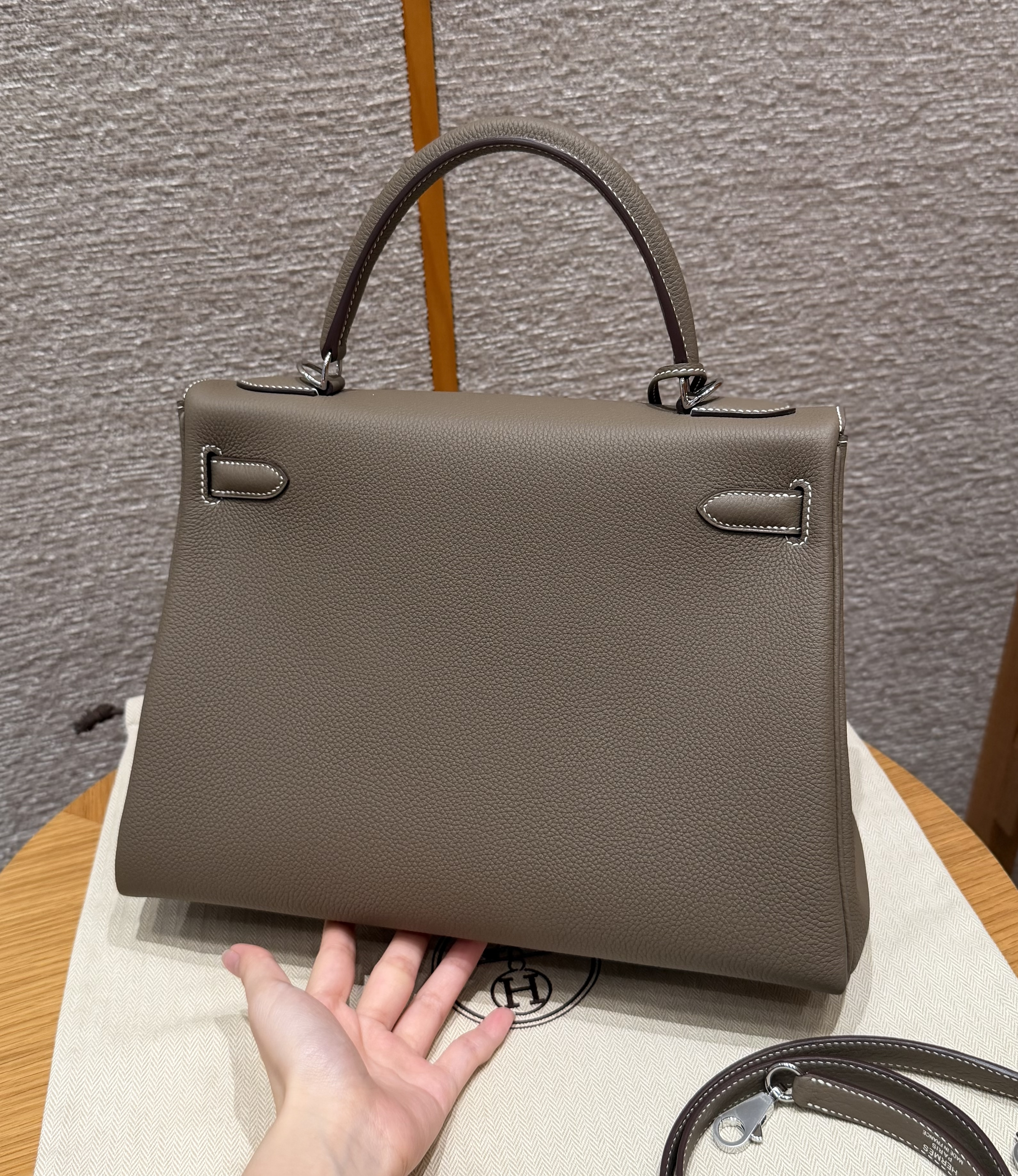 Hermes Etoupe Togo Kelly 32
