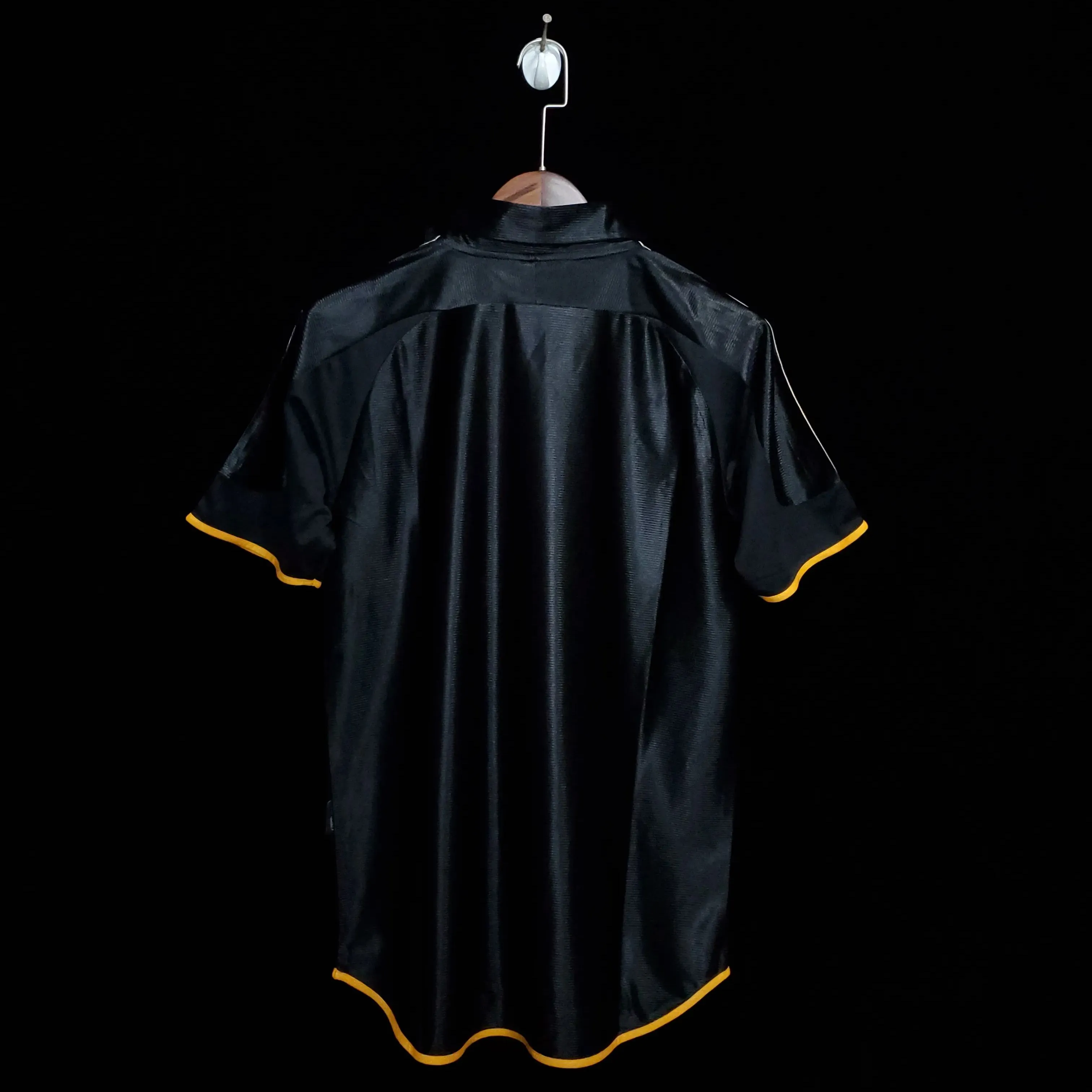 Retro  Real Mαdrid 1999/01 Away Black