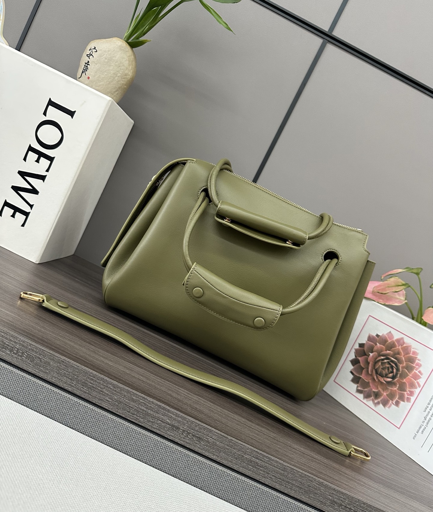 Loewe Medium Madrid Handbag in Nappa leather-Olive Green