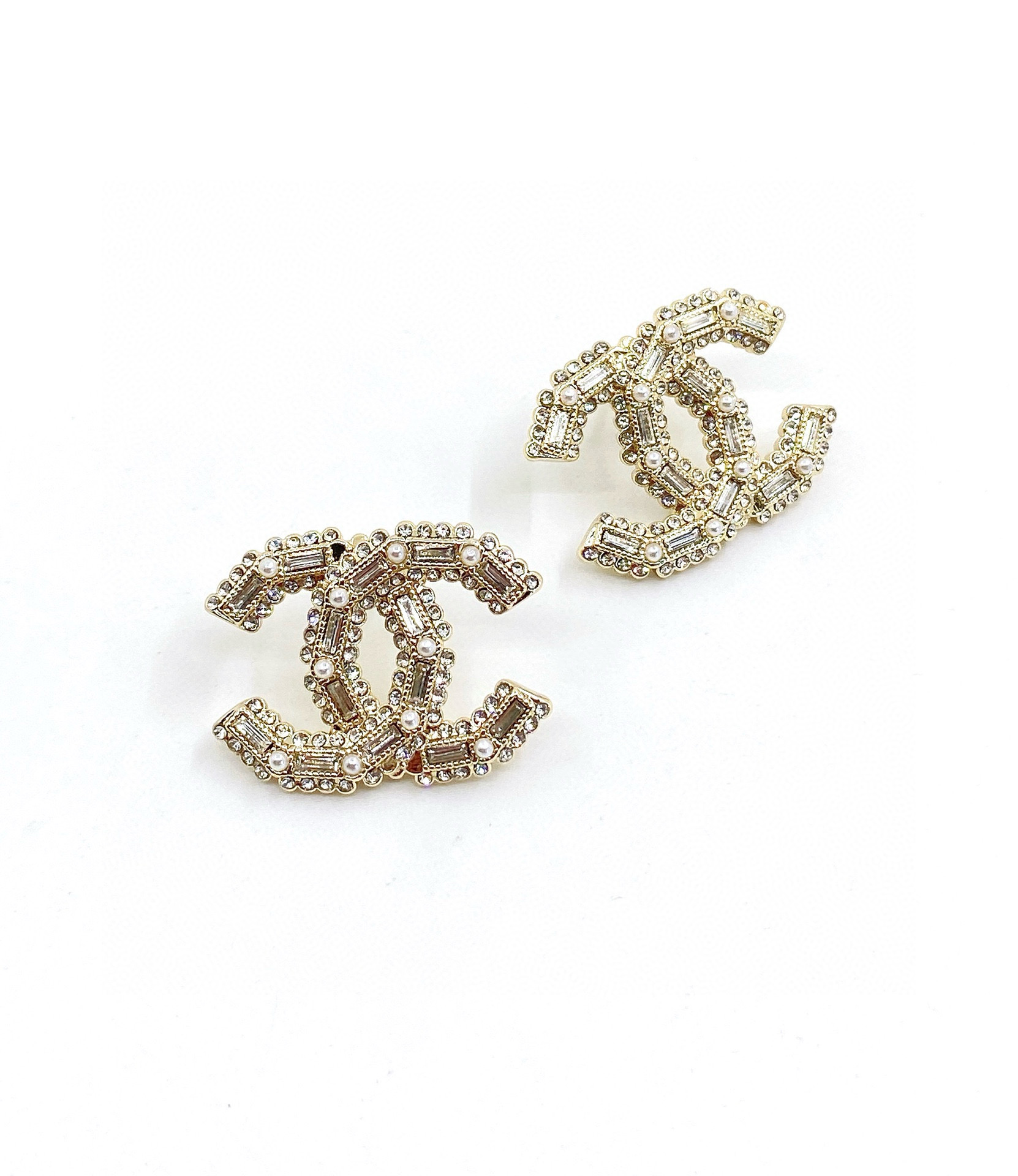 Chanel Fashion CC Earrings