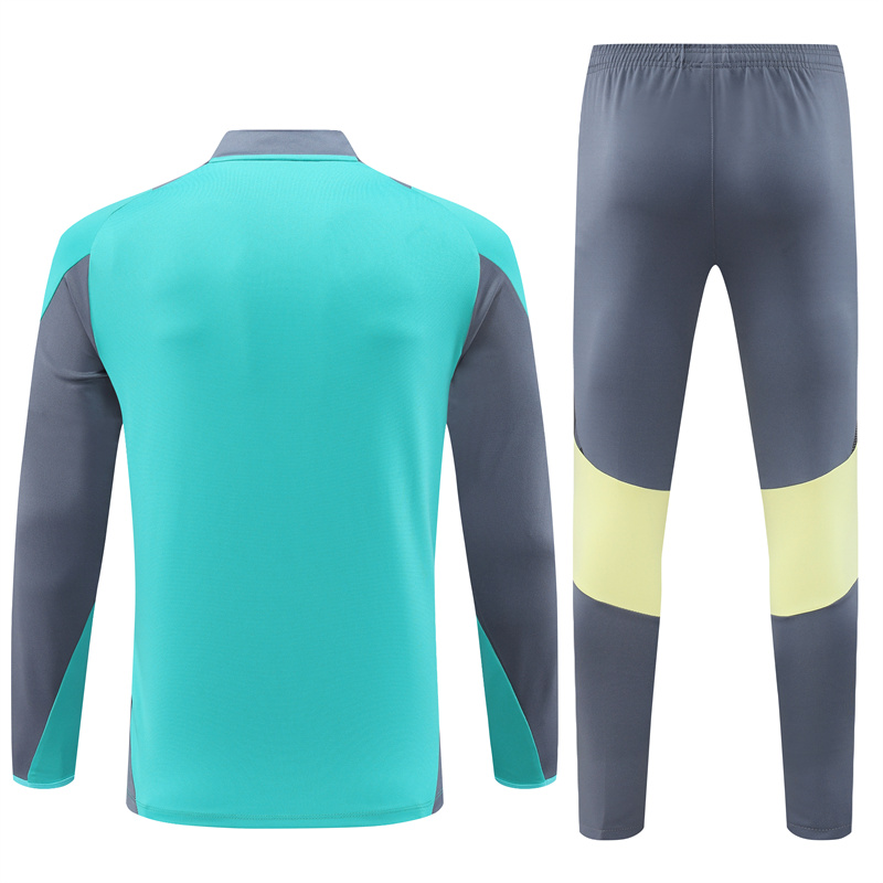 2425 AJAX Training suit