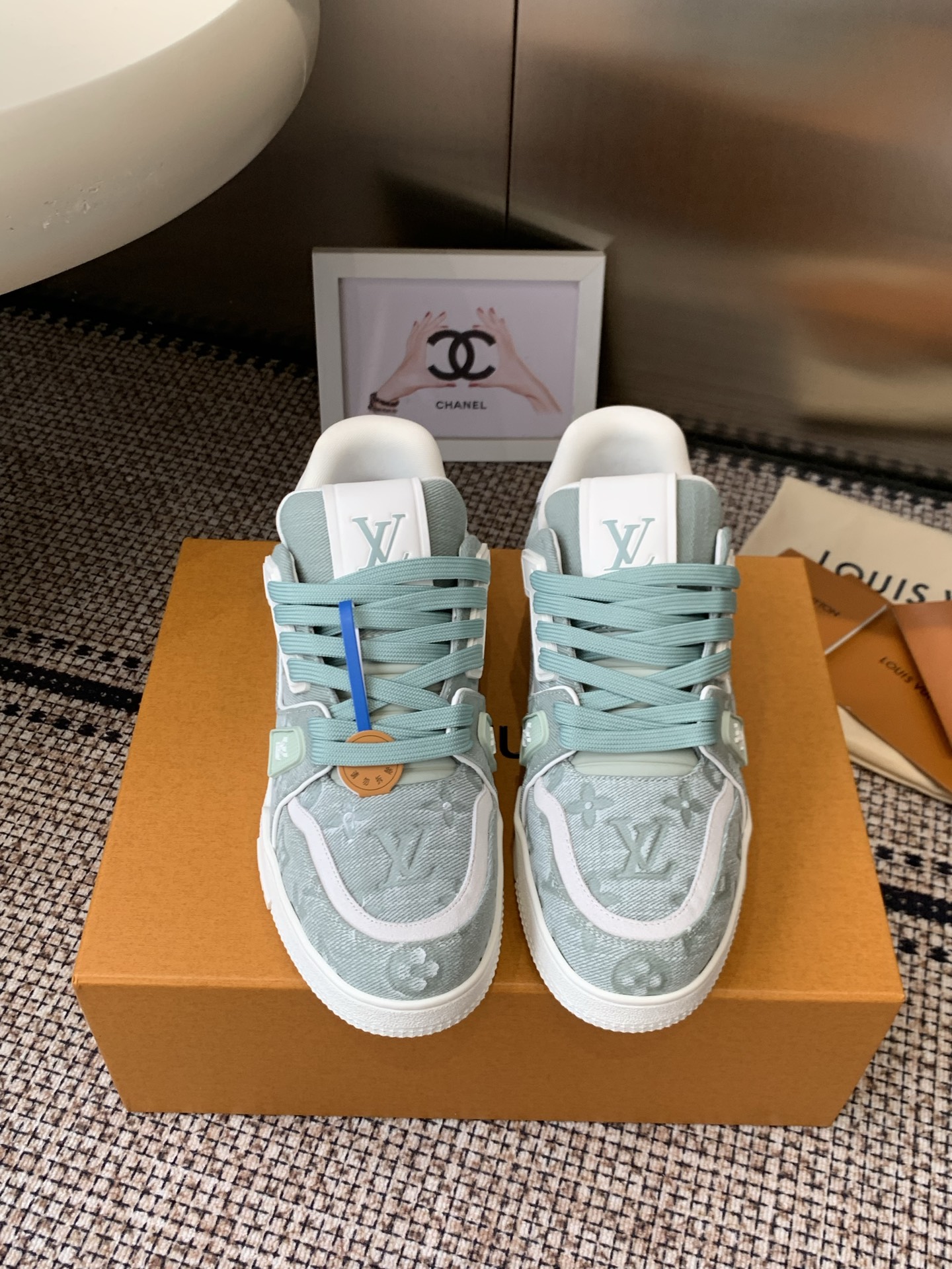 Louis Vuitton LV Unisex Trainer Sneaker