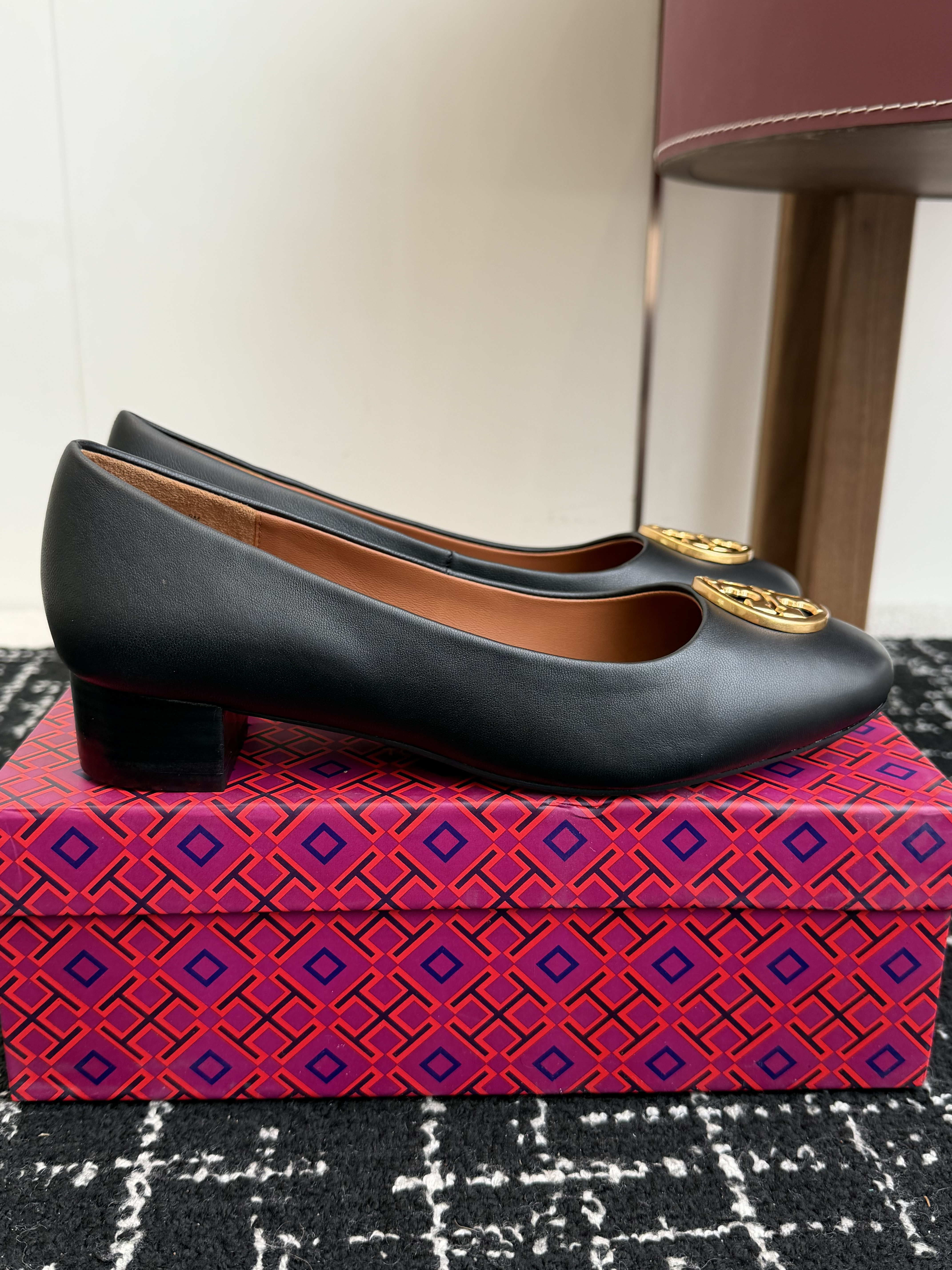 Tory Burch Leather Ballet Pumps