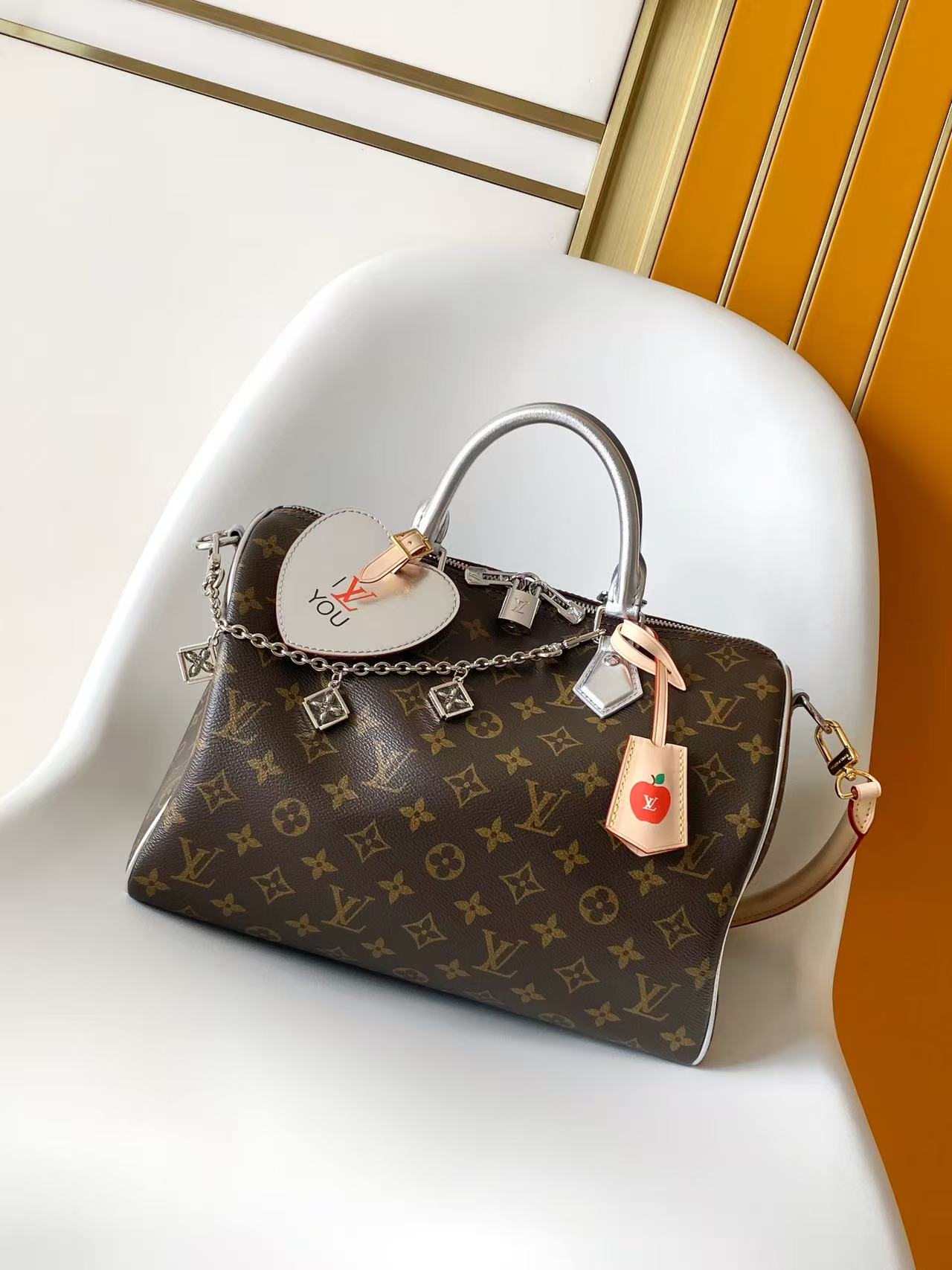 Louis Vuitton Speedy Soft 30 Boho handbag