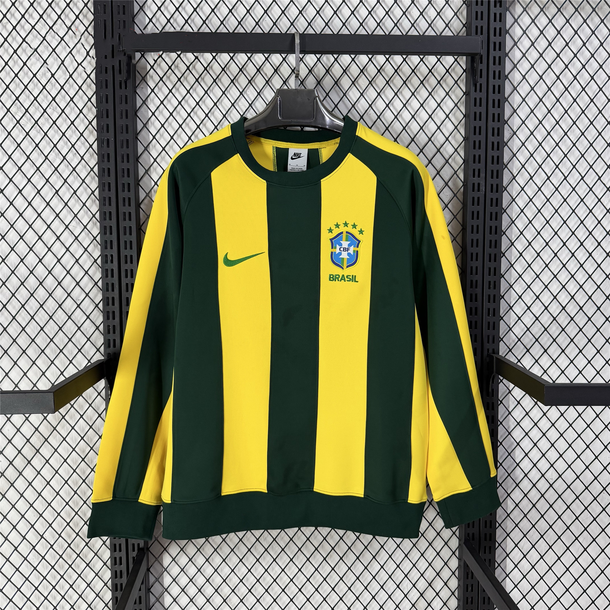 Brazil Hoodless Sweatshirt Training  Jersey 25/26