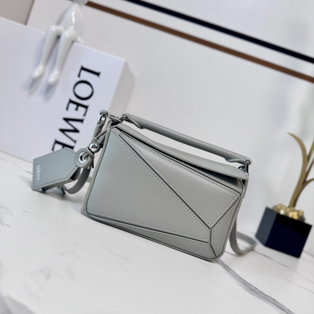 Loewe Mini Featherlight Puzzle bag in nappa lambskin-Grey