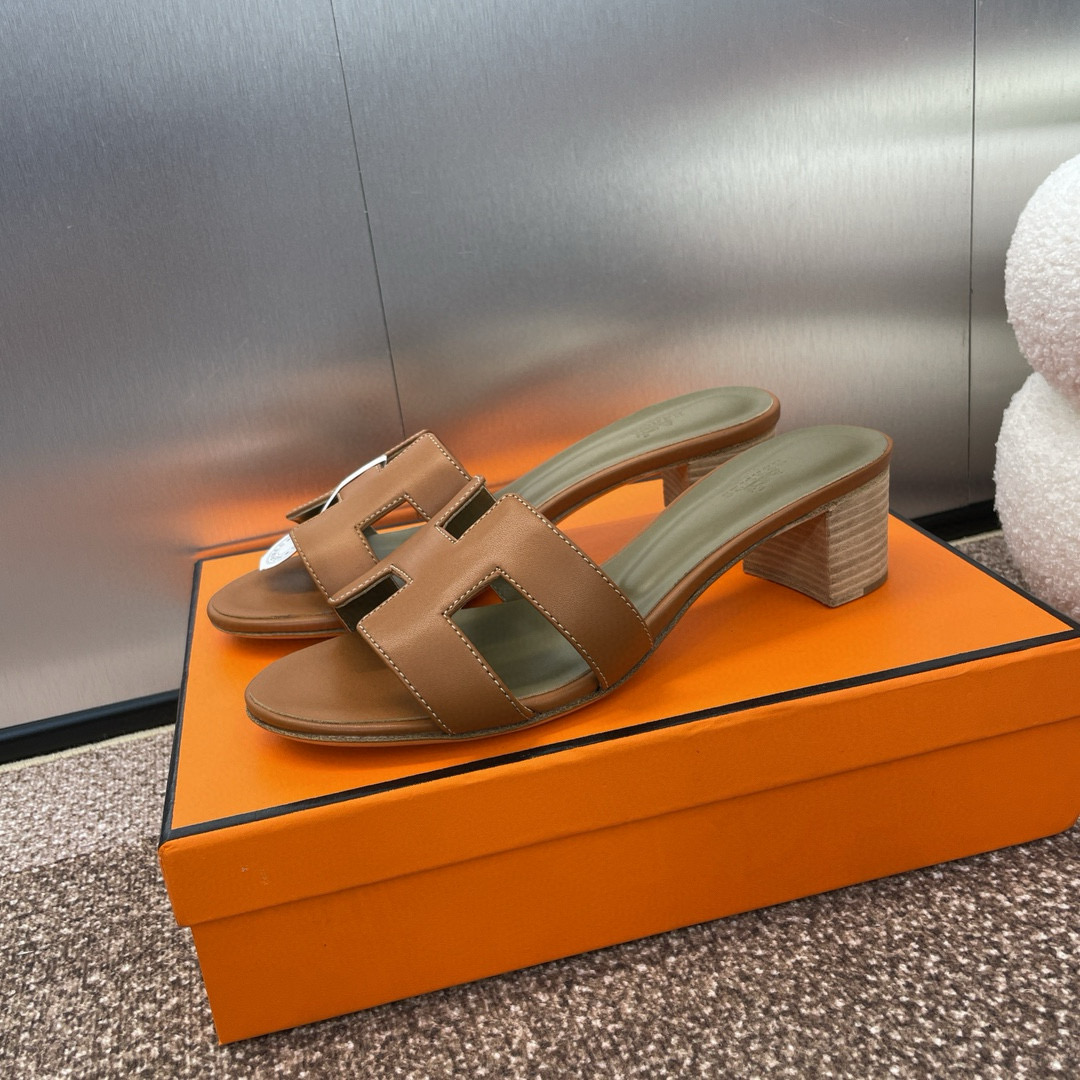 Hermes Women's Oasis heeled Slide