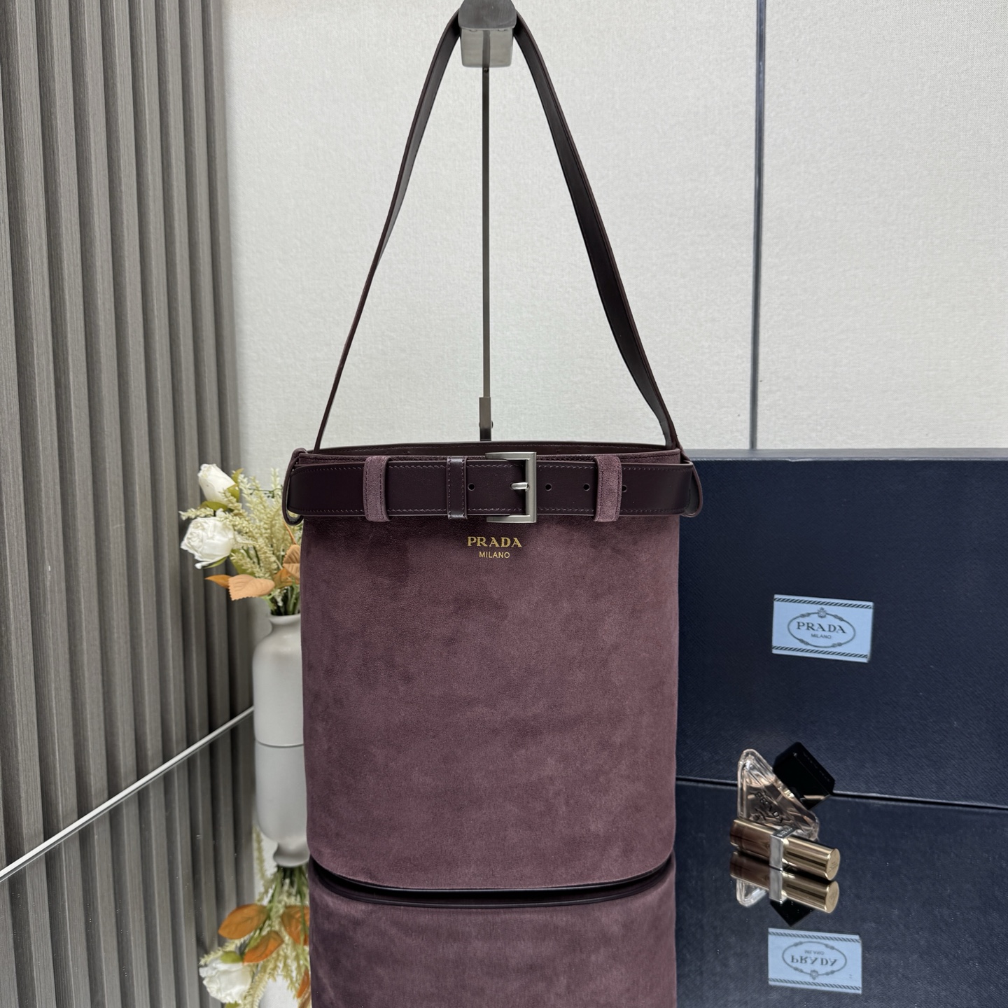 Prada Suede bucket bag with belt-Briarwood 1BE085