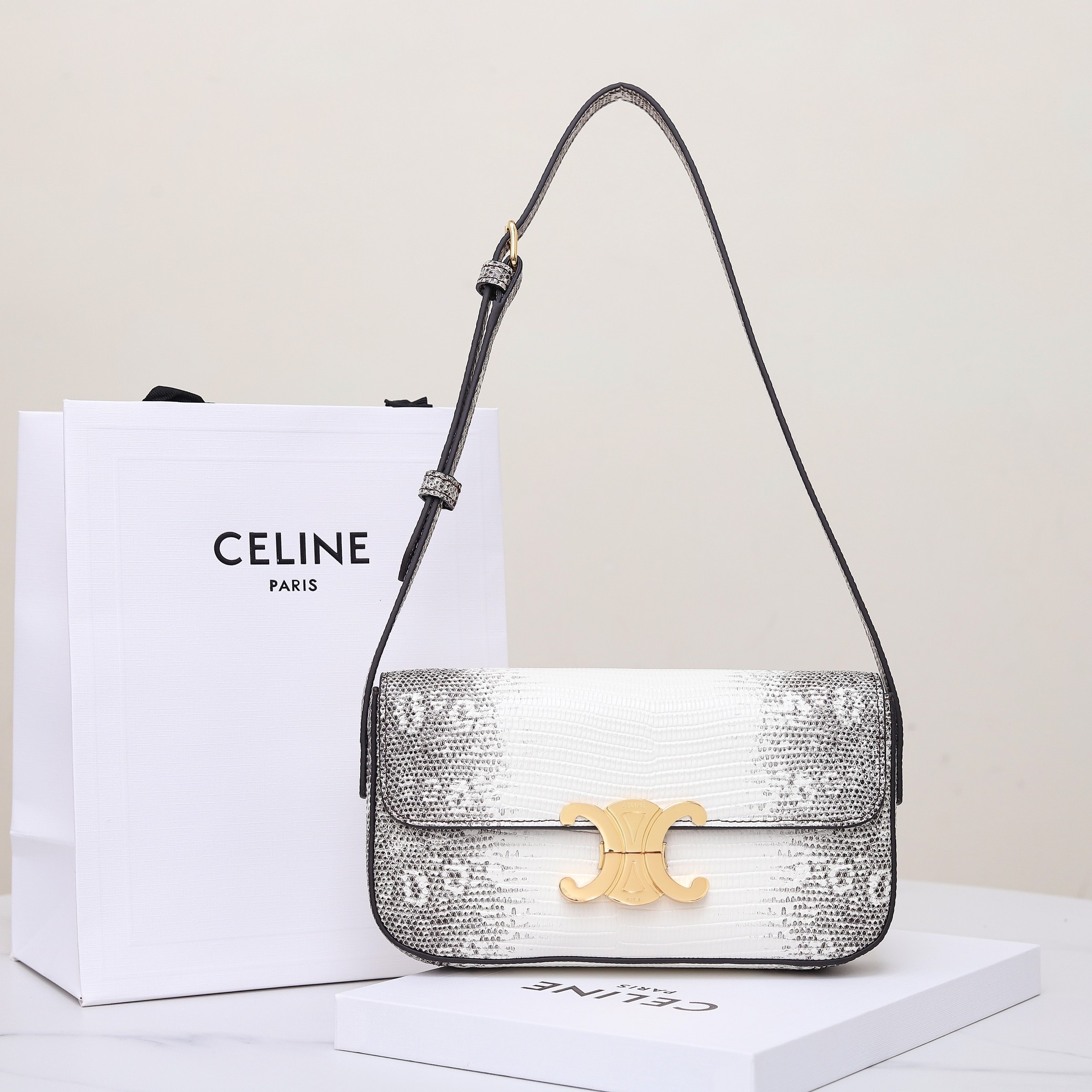 Celine Claude Ombre& Black Lizard Fine Leather Gold Triomphe Clasp Sleek Baguette Bag - KAIROO