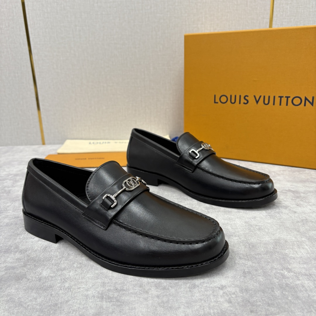 Men's LV Major Loafers