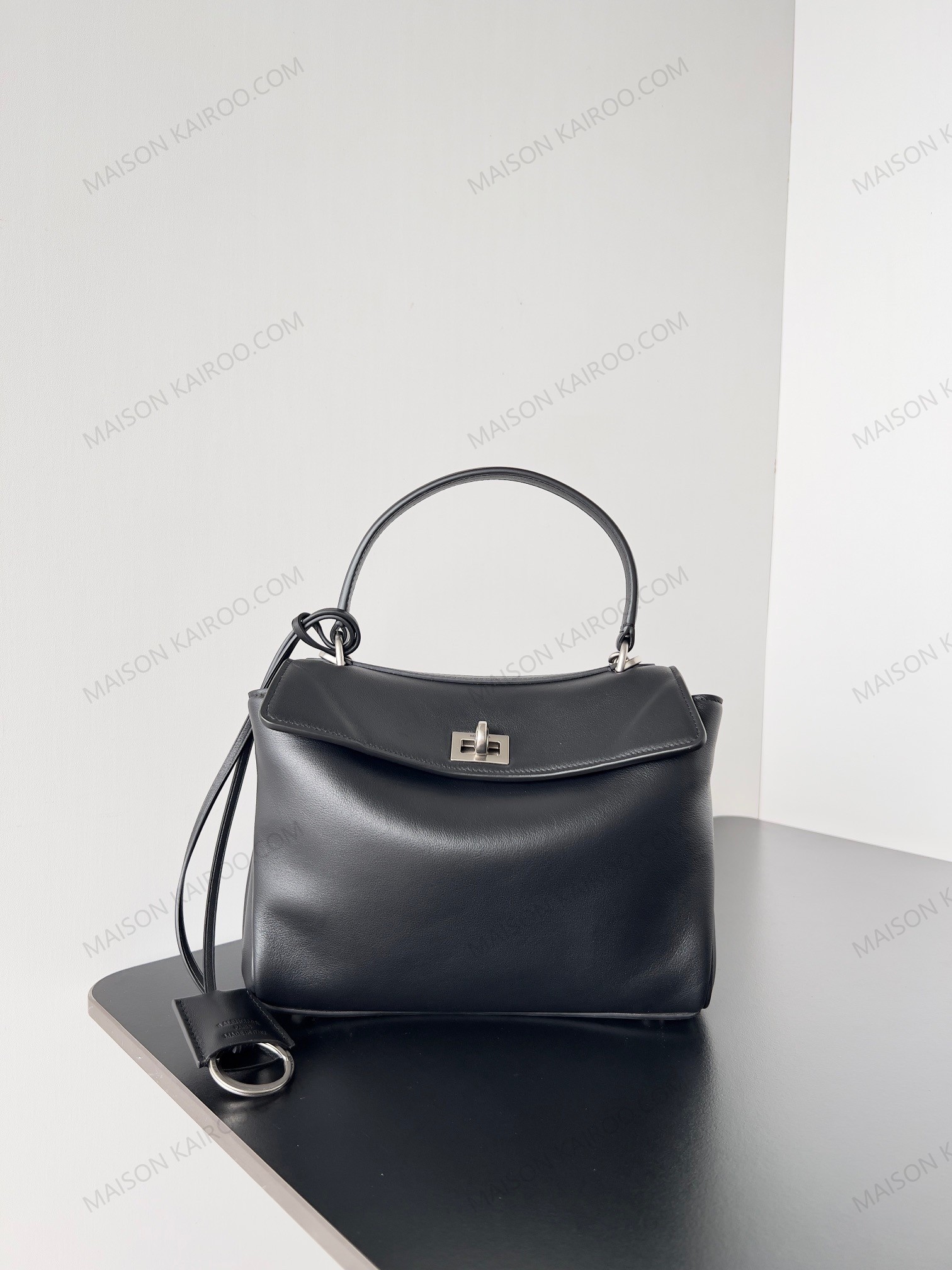 【10A】Balenciaga Rodeo Black Slouchy Smooth Leather Silver Turn Lock Kelly Tote Top Handle Bags - KAIROO