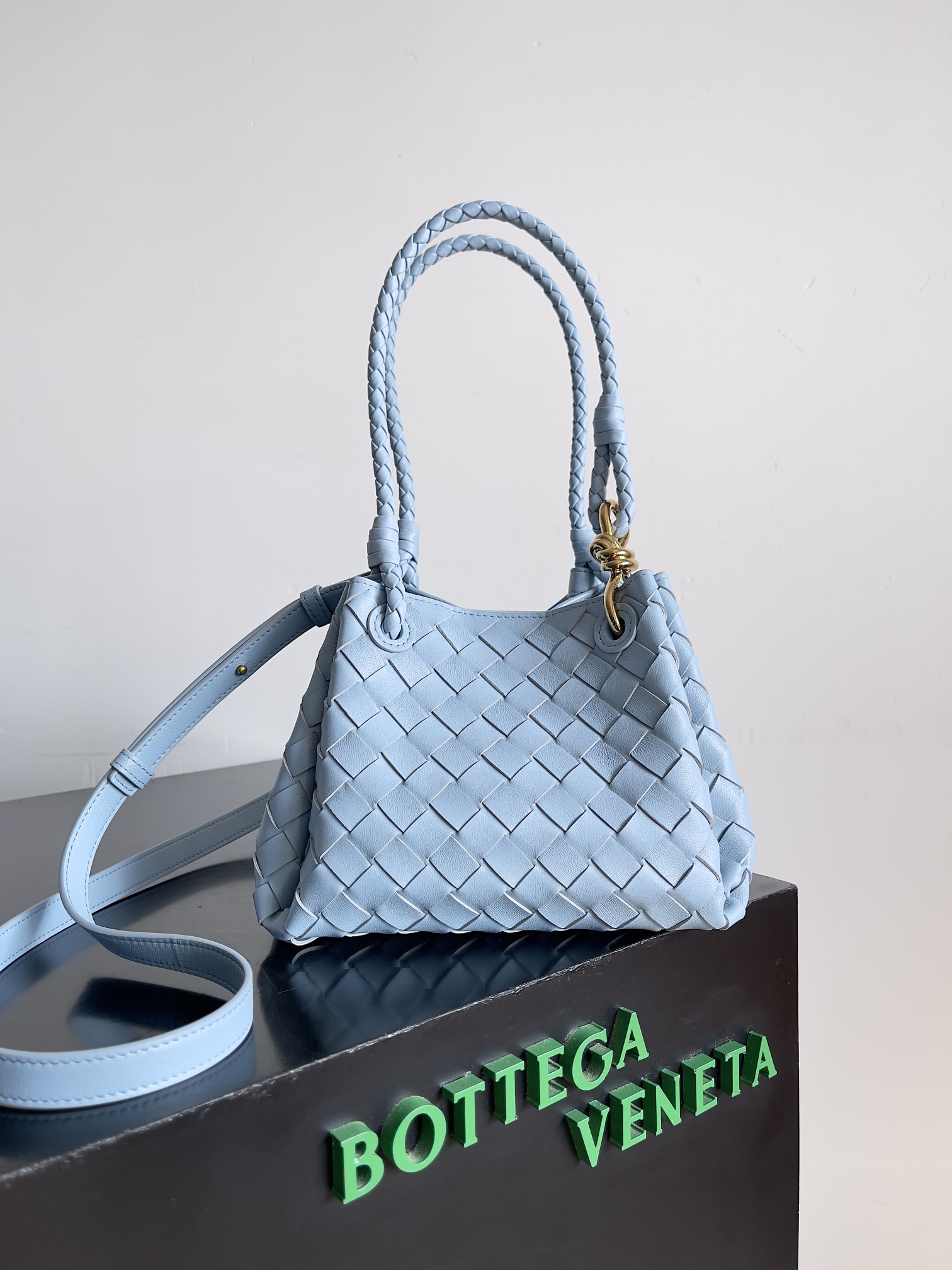 Bottega Veneta Small Parahute in Mineral Intrecciato leather