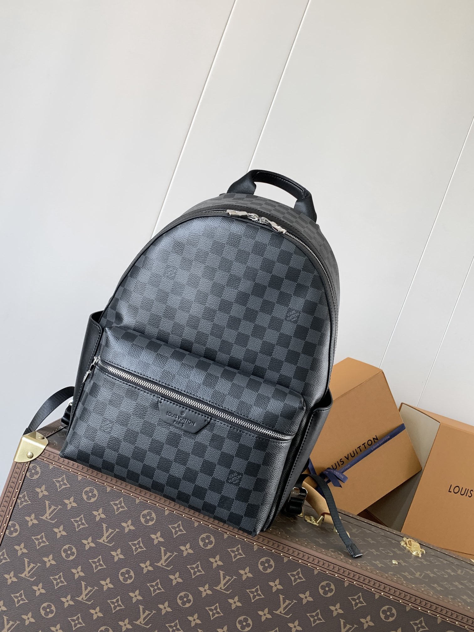 LV Men's Collection Bag N40514 Discovery Backpack PM