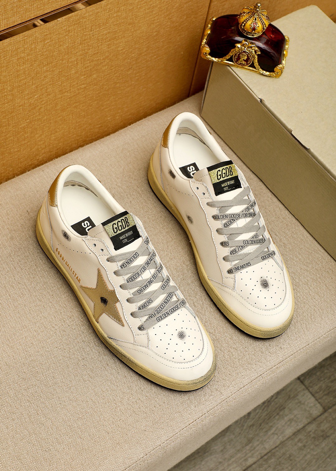 Golden Goose Unisex Super-Star Sneakers