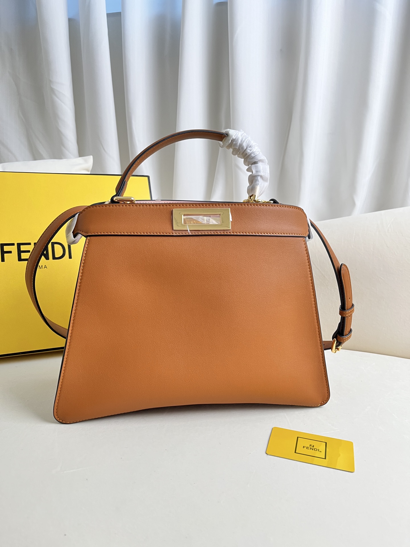 Fendi Iconic Peekaboo ISeeU Large Leather Bag-Brown