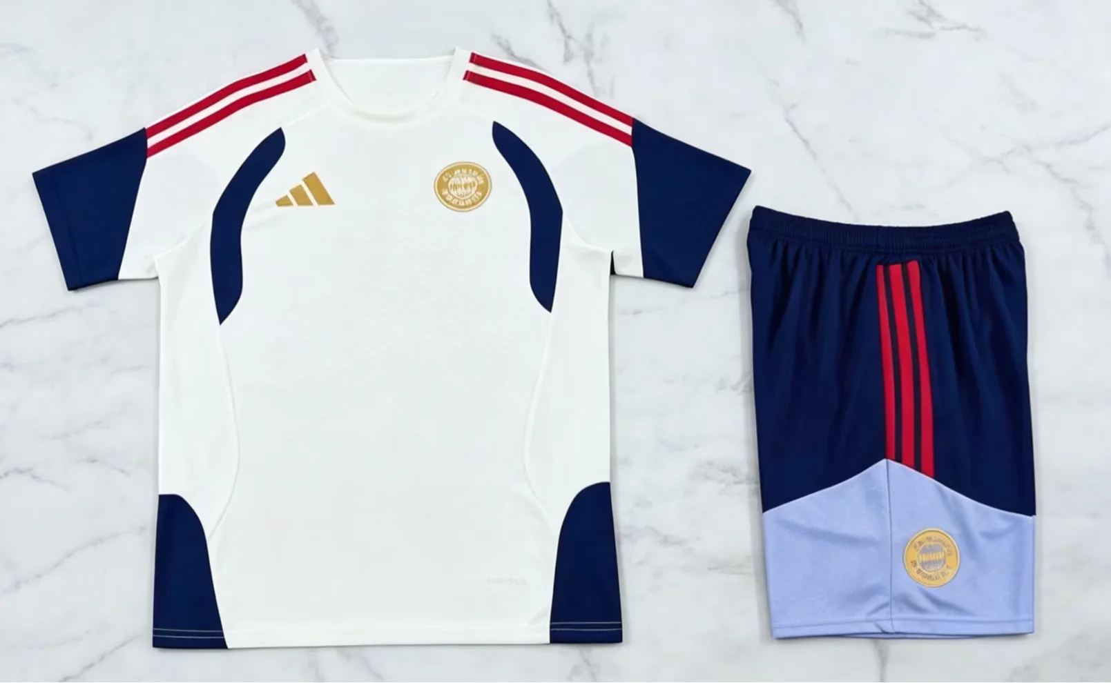 2026/27 Bayern Munchen Straining Levver Beige Fans Soccer Jersey 1:1 Thai Quality