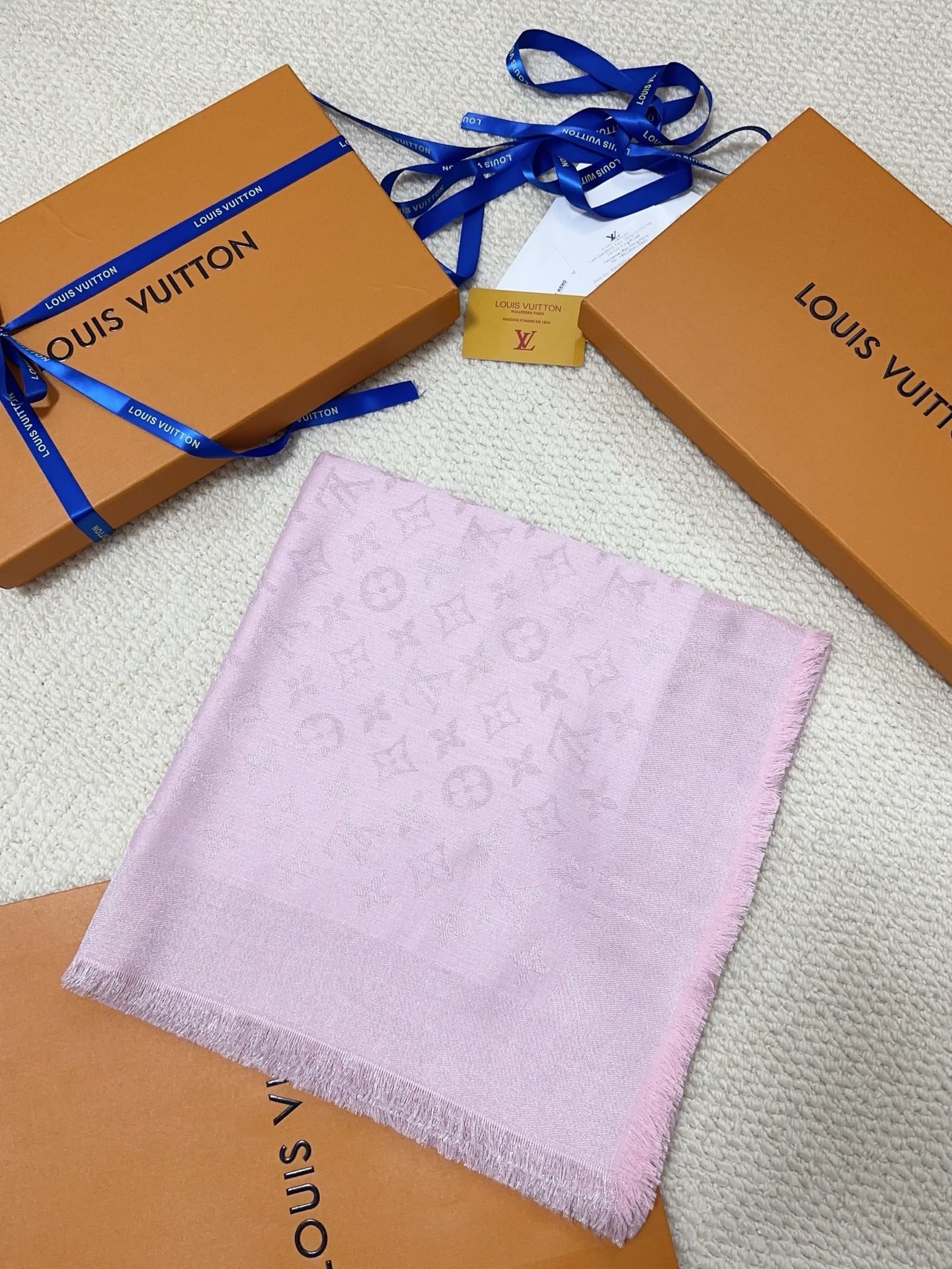 Louis Vuitton Classic Monogram Shawl 140cm