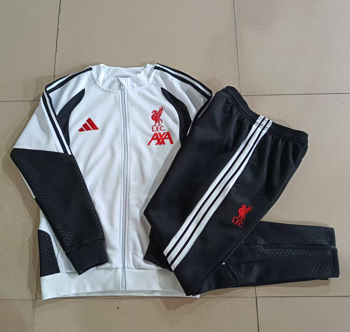 Liverpool Kids Training Suit 26/27 | Soc Jersey - Premium Football Jersey