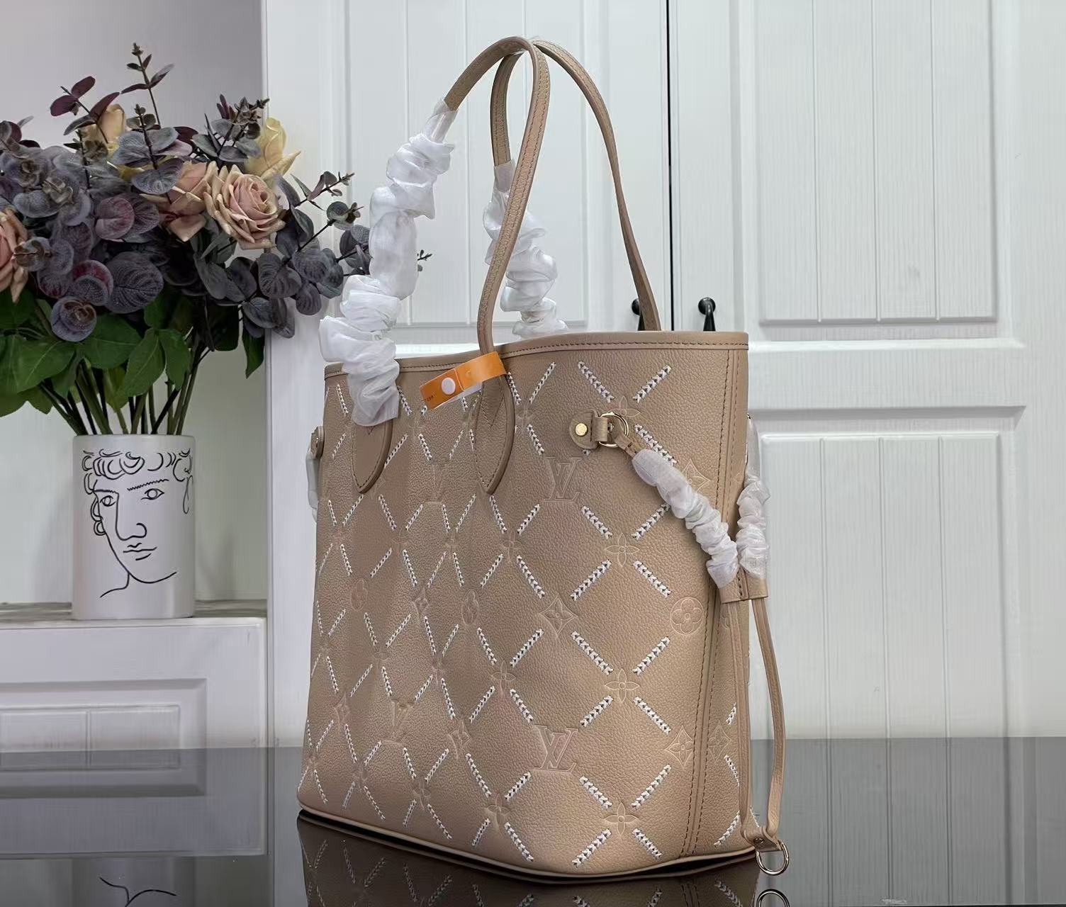 Louis Vuitton LV new NEVERFULL medium tote bag
