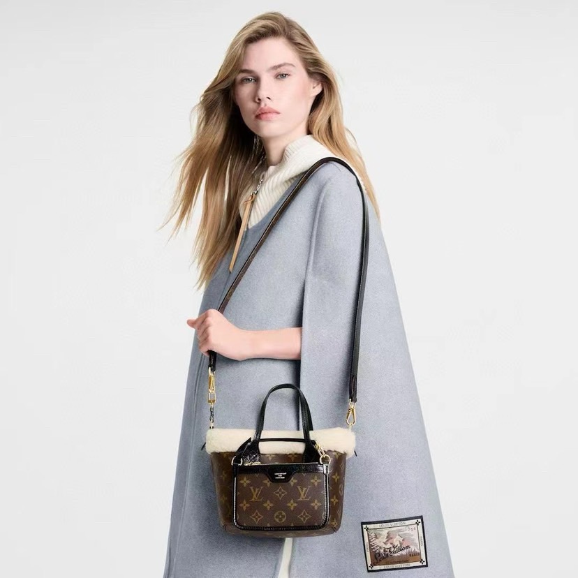 Louis Vuitton LV Neverfull Bandoulière Inside Out BB(10A Mirror Version)
