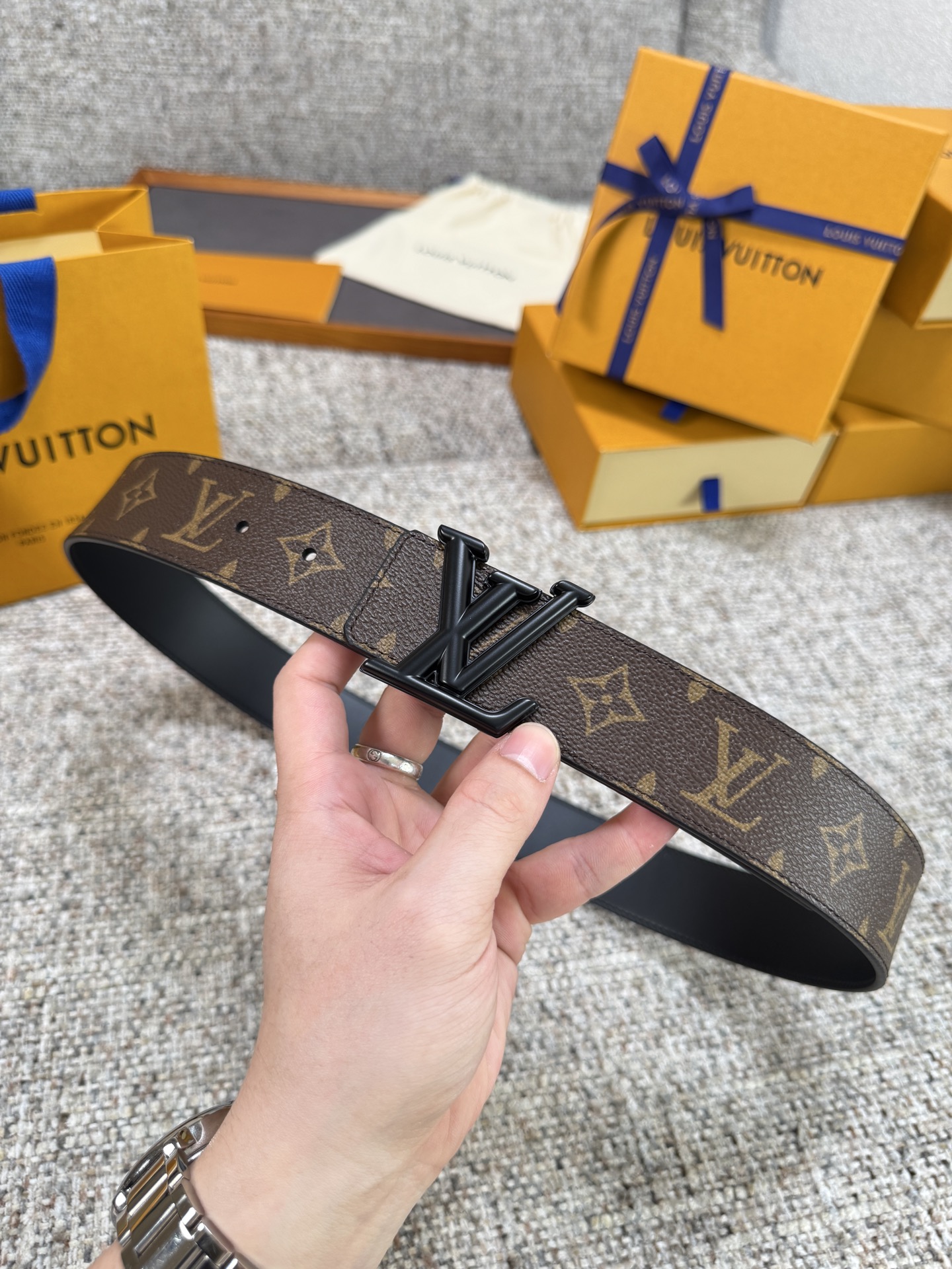 LV Initiales 40mm Reversible Belt