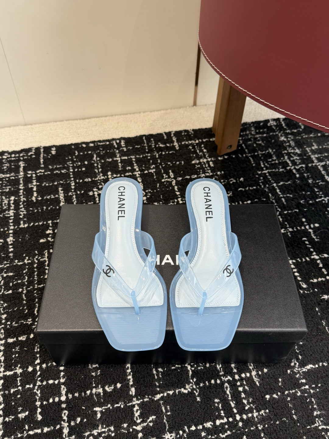 Chanel CC Logo Transparent PVC Jelly Square Toe Kitten Heel Beach Thong Sandals - KAIROO