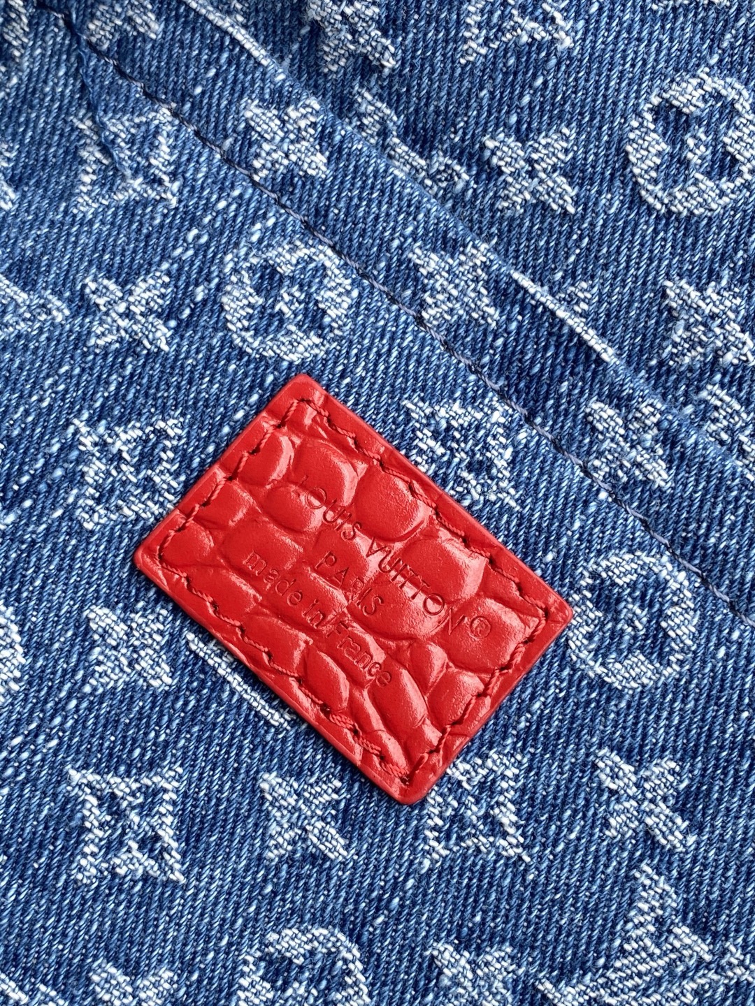 Louis Vuitton LV Speedy Bandoulière Denim Monogram Cherry HandbagNew Denim Cherry Bag