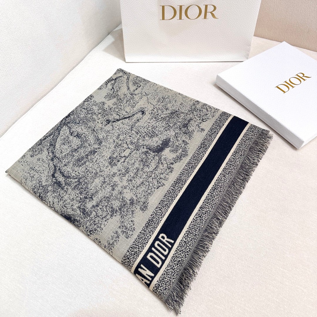Dior Classic Oblique Silk and cashmere shawl