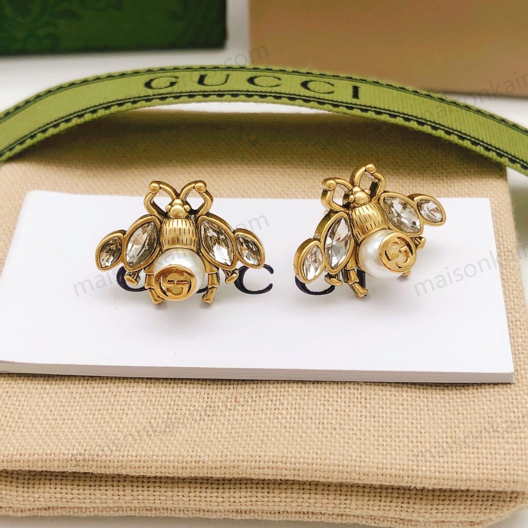 Gucci Bee Pearl Studs Earrings - KAIROO