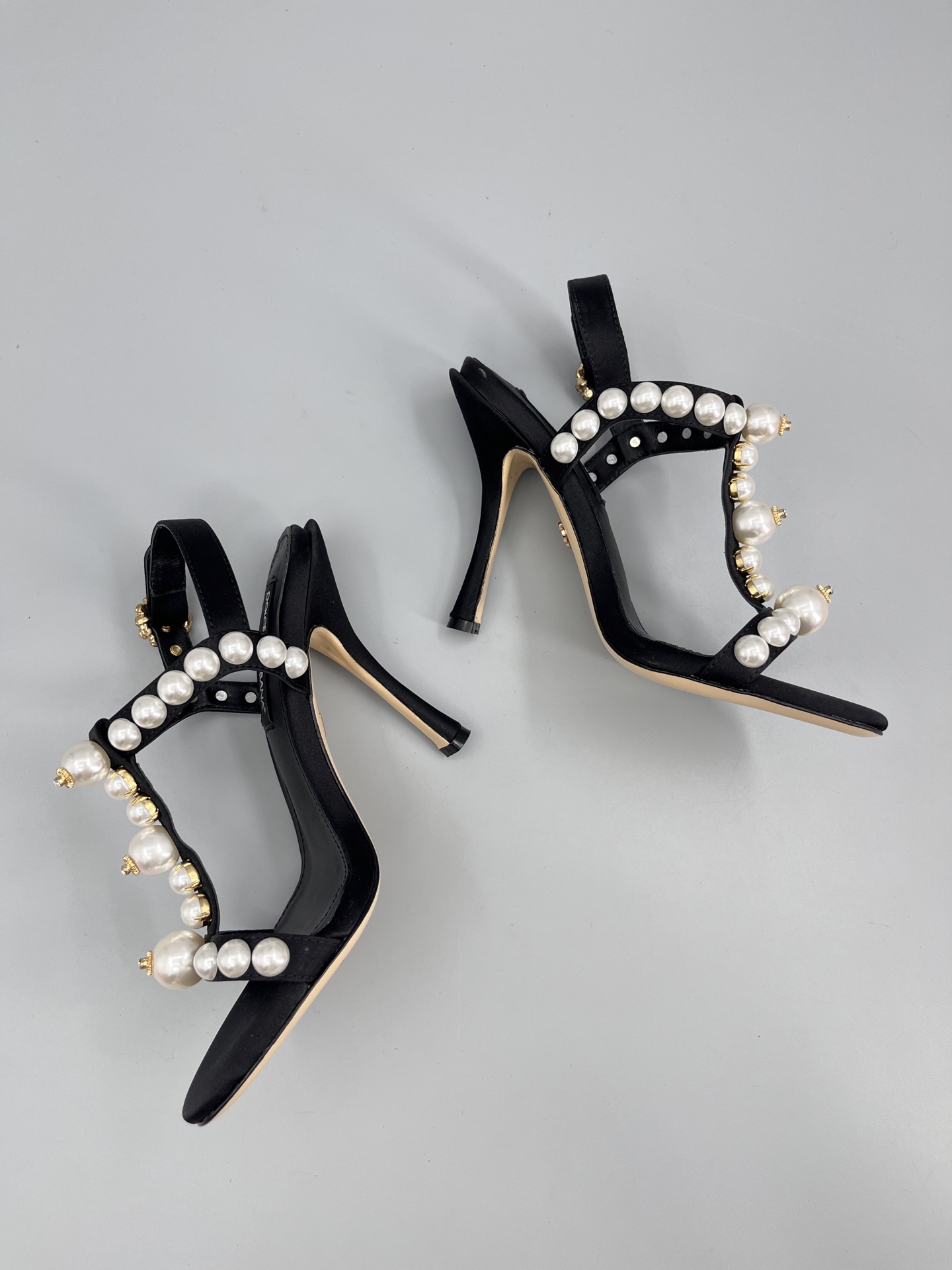 Dolce&Gabbana pearl-embellished high heels Sandal