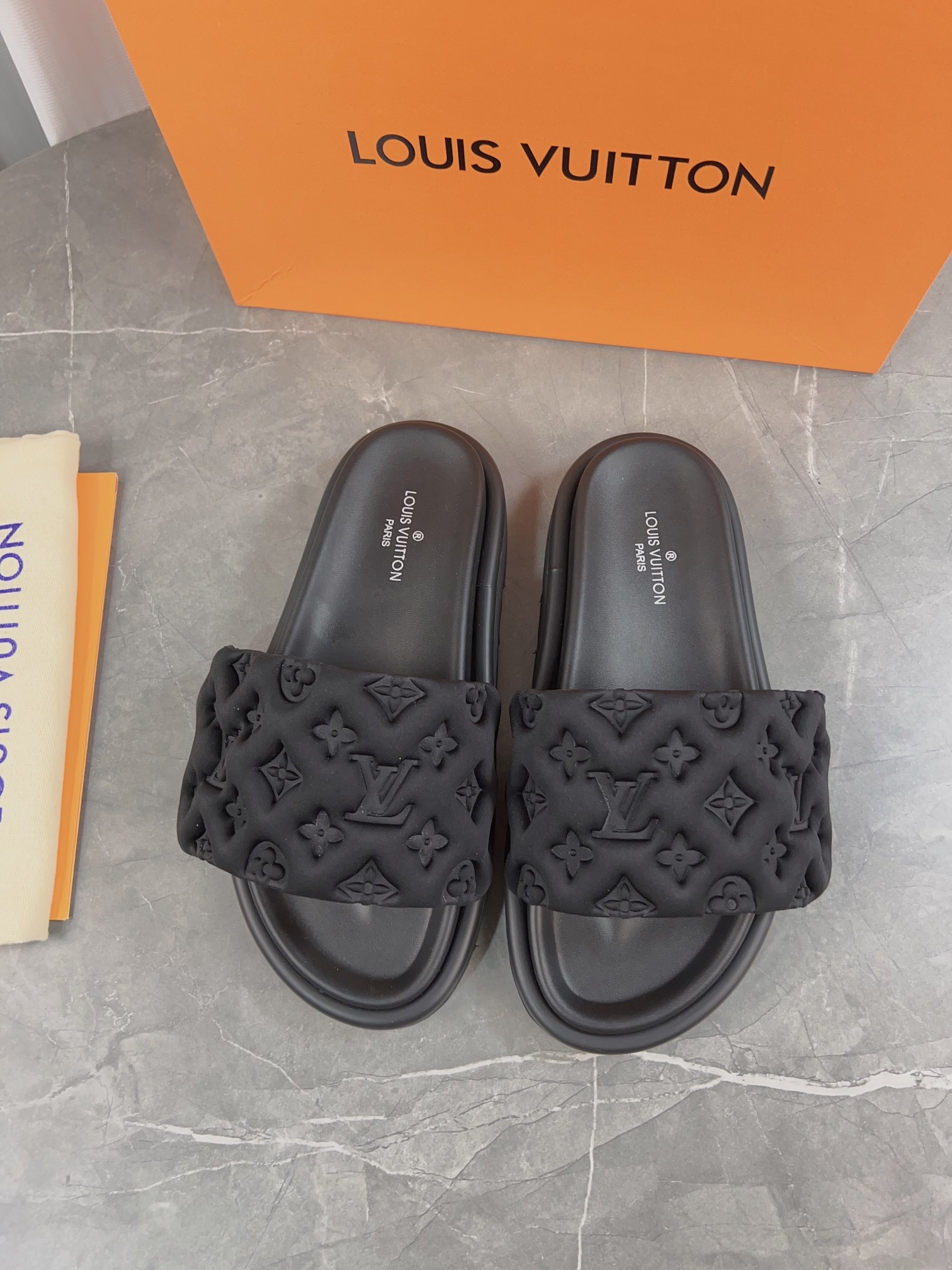 LV pillow comfort Unisex Mule
