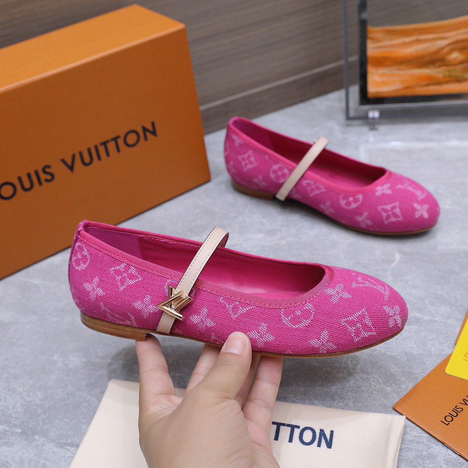 Women's LV Romy Flat Ballet